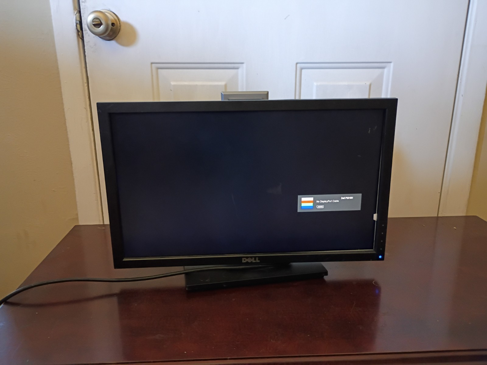 Dell P2010HT 20" Widescreen LCD Monitor – VGA DVI DisplayPort USB Hub