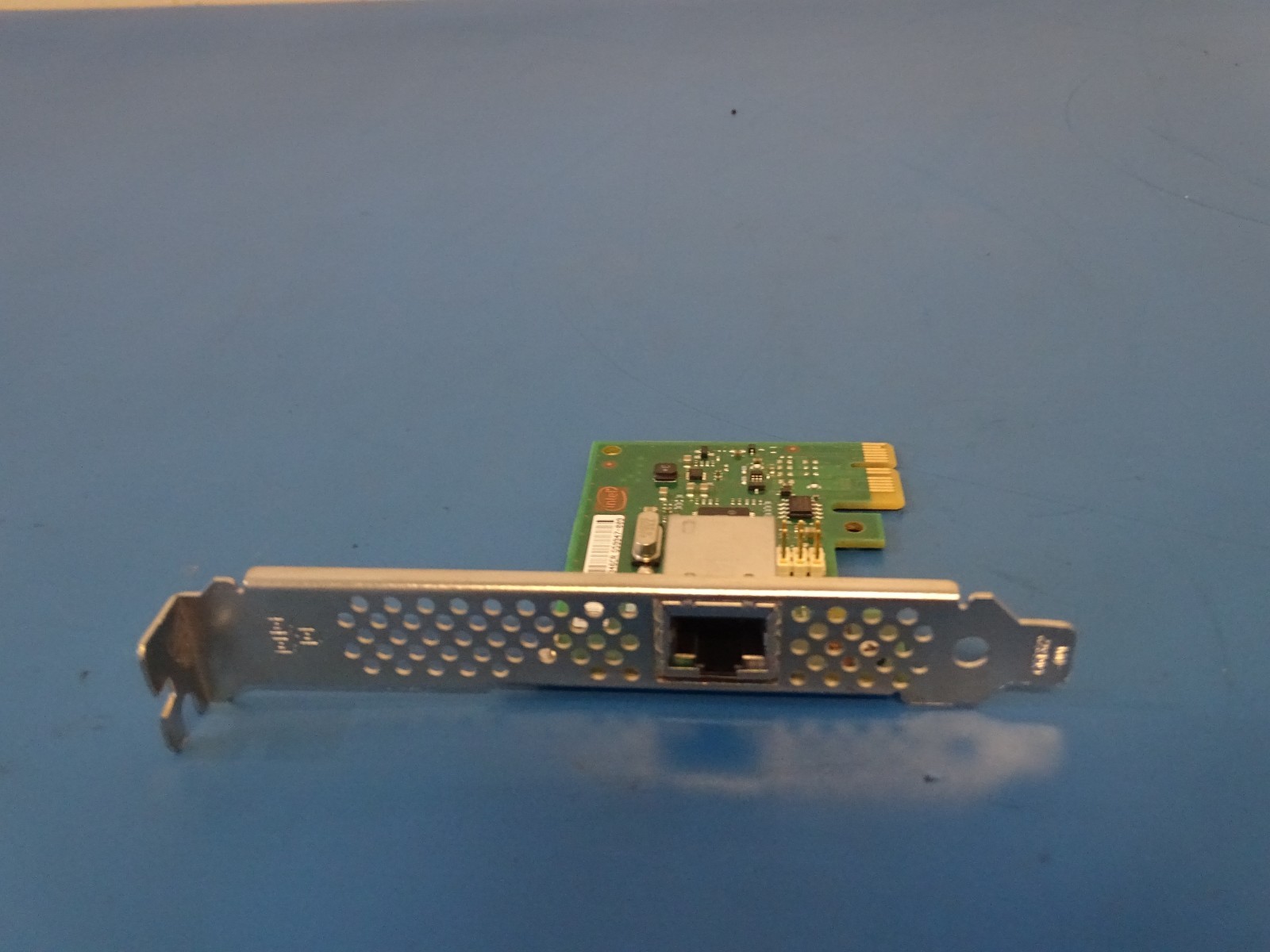 Intel I210-T1 Single Port Gigabit PCIe Ethernet Server Adapter G59947-009