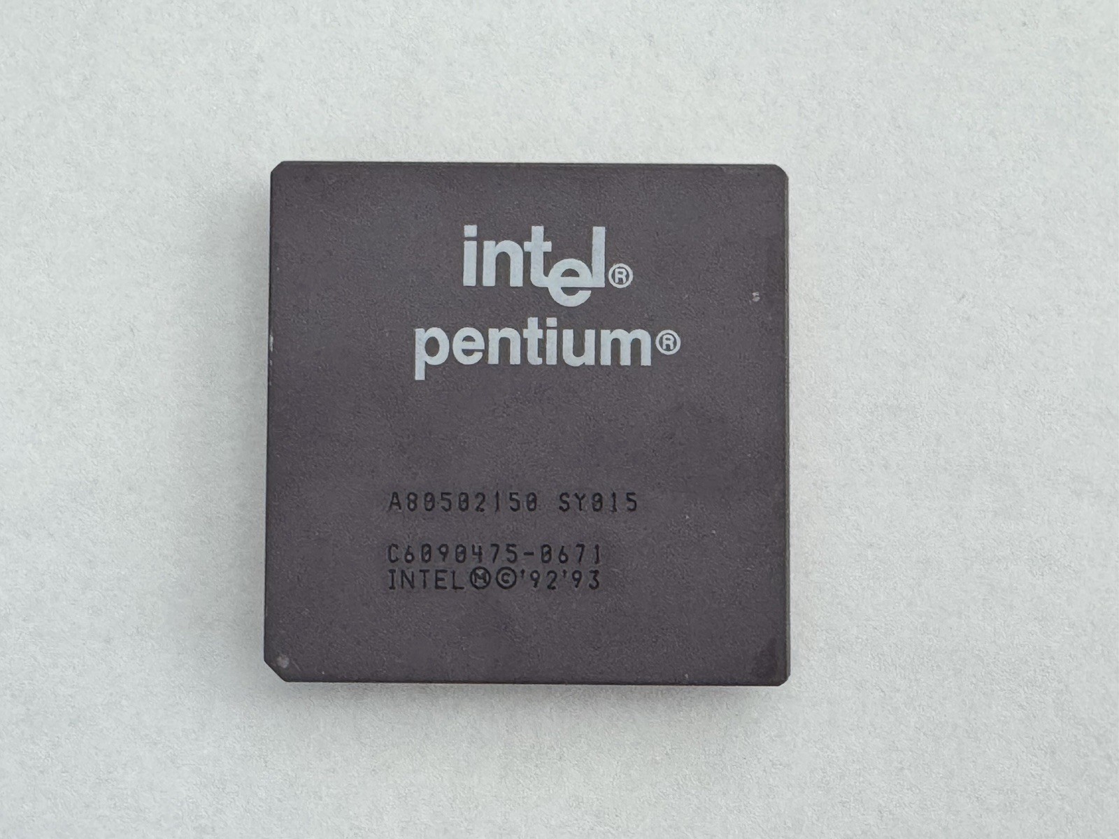 Intel Pentium 150MHz 1-Core CPU A80502150 Socket 7 60MHz Bus