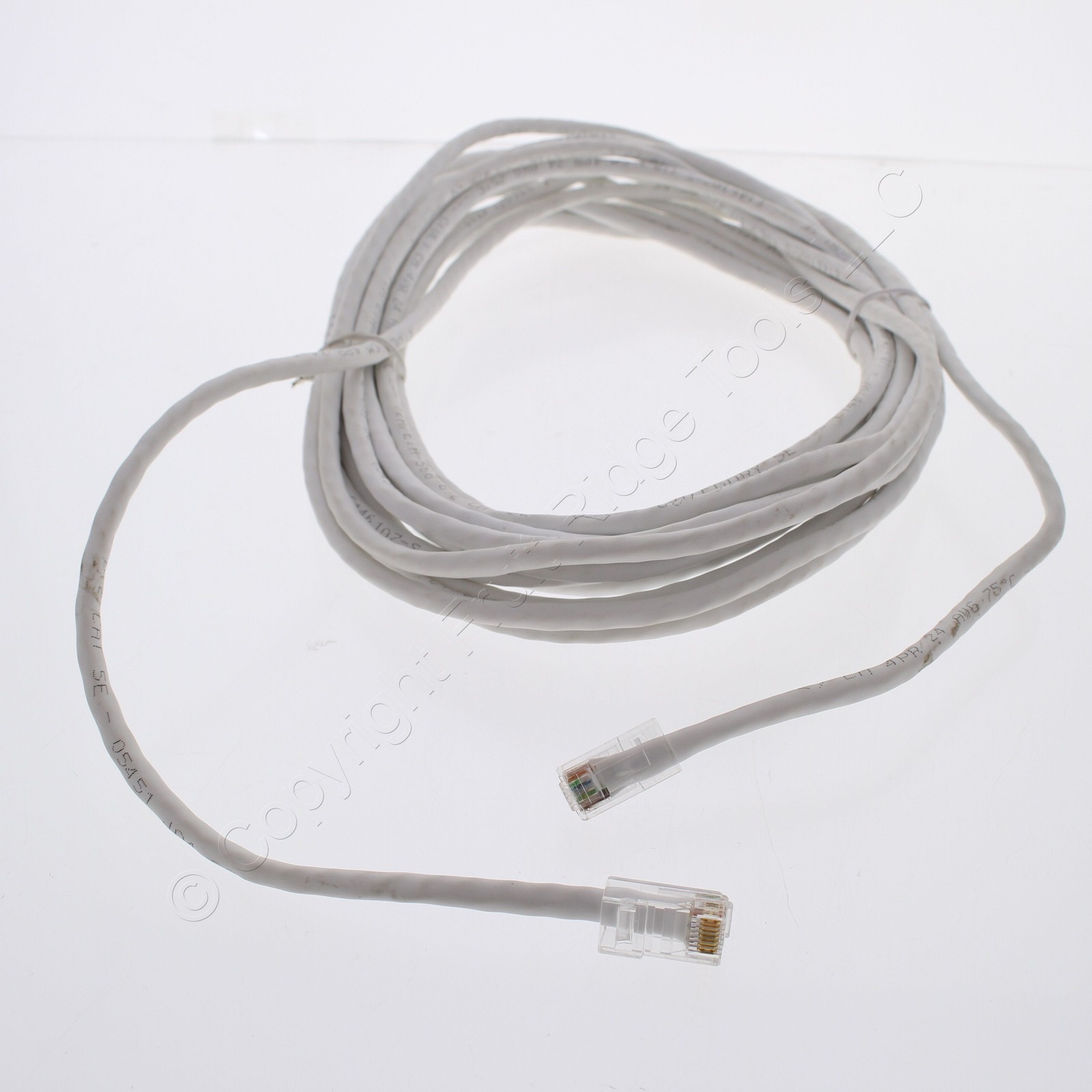Leviton 5EPC-25W 25' White Gigamax Cat 5E Voice Patch Cable 25 Feet Network Cord