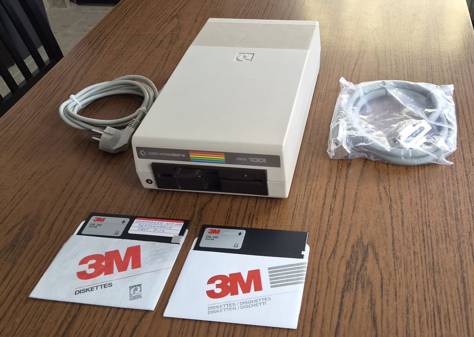 Commodore SFD 1001 Floppy Disk Drive + IEEE-488 cable – Fully Serviced & Tested
