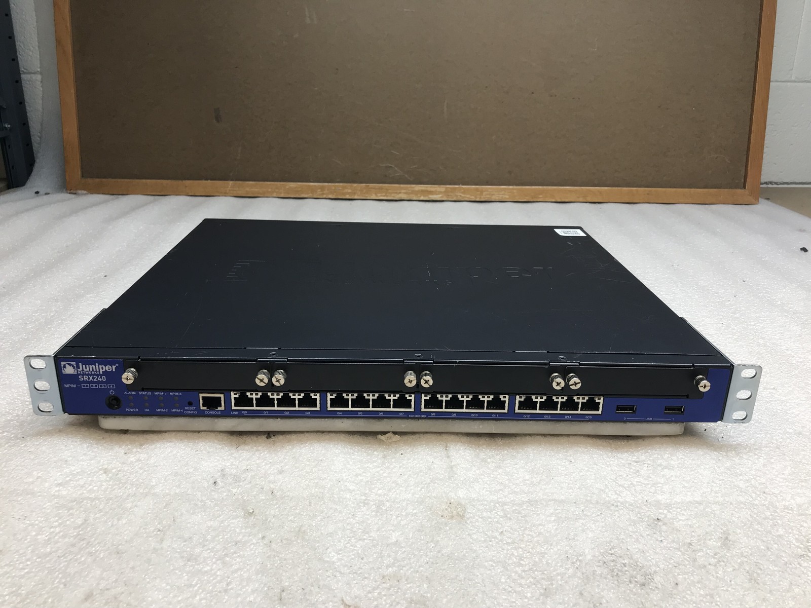Juniper SRX240H2 Services Gateway Firewall Router SRX240 Rack Ears