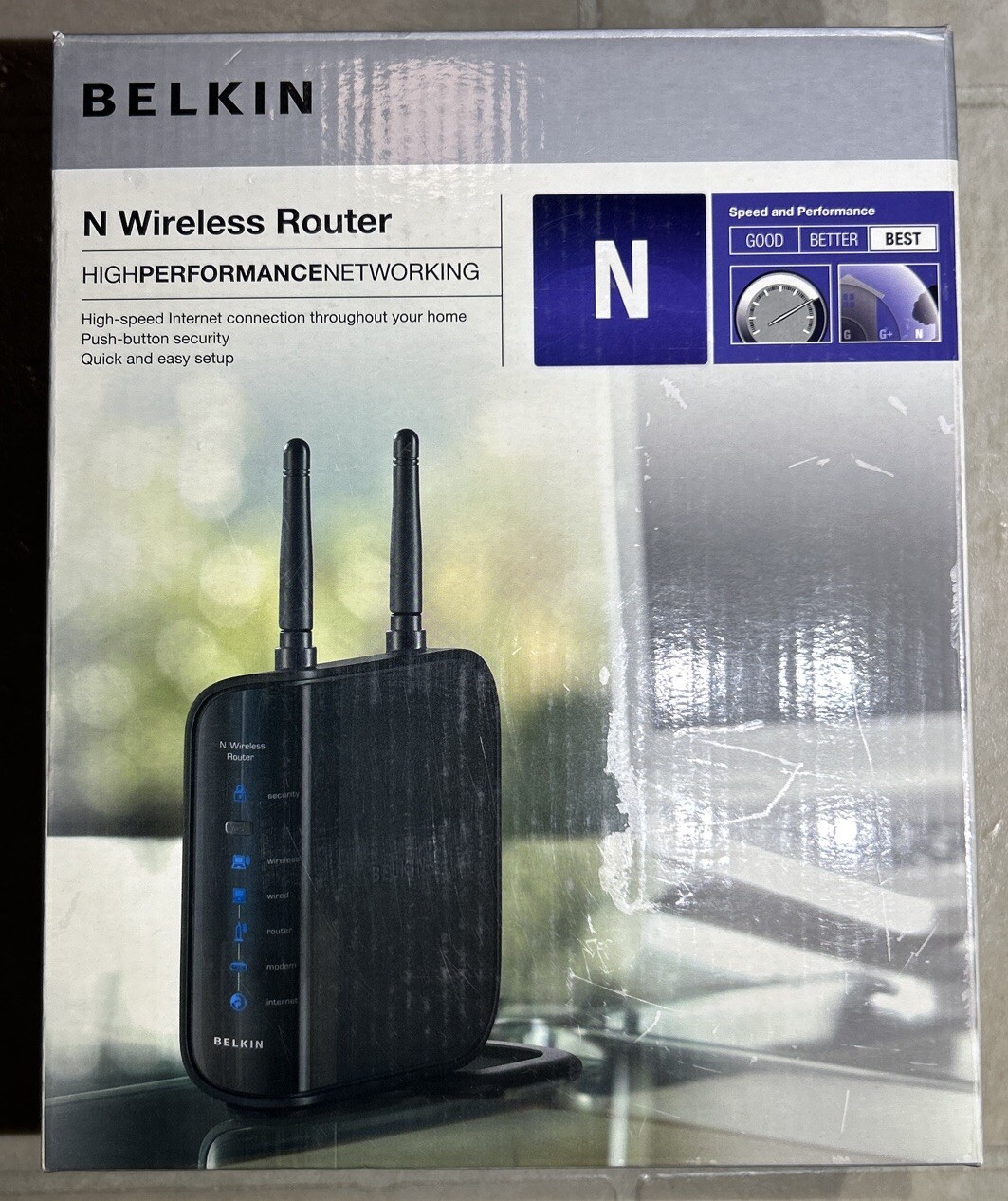Belkin F5D8236-4 (v2) 54 Mbps 4-Port 10/100 Wireless N Router W/ Stand Bundle 