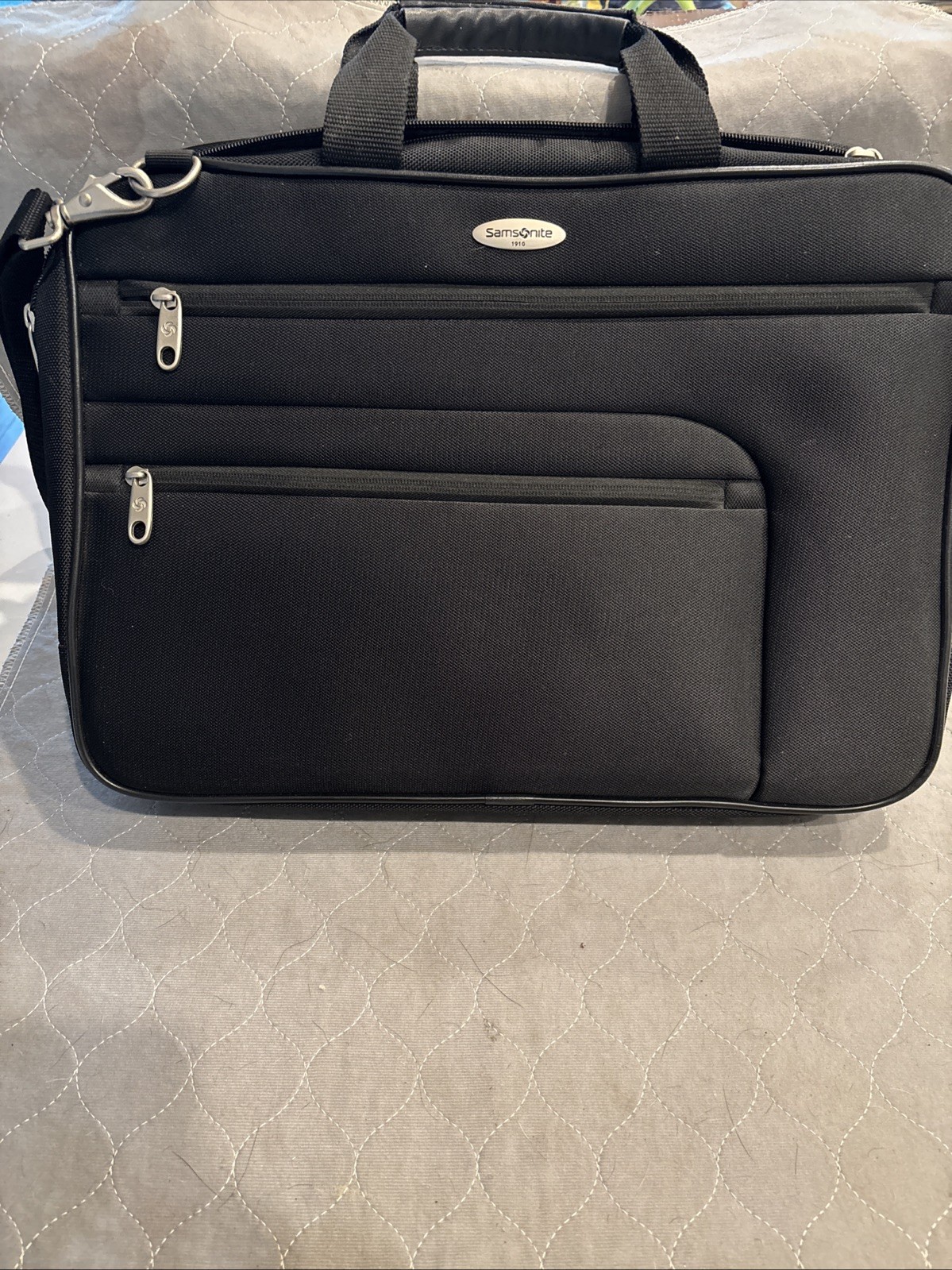 Black Samsonite Computer Laptop Bag Long Strap Soft Shell -