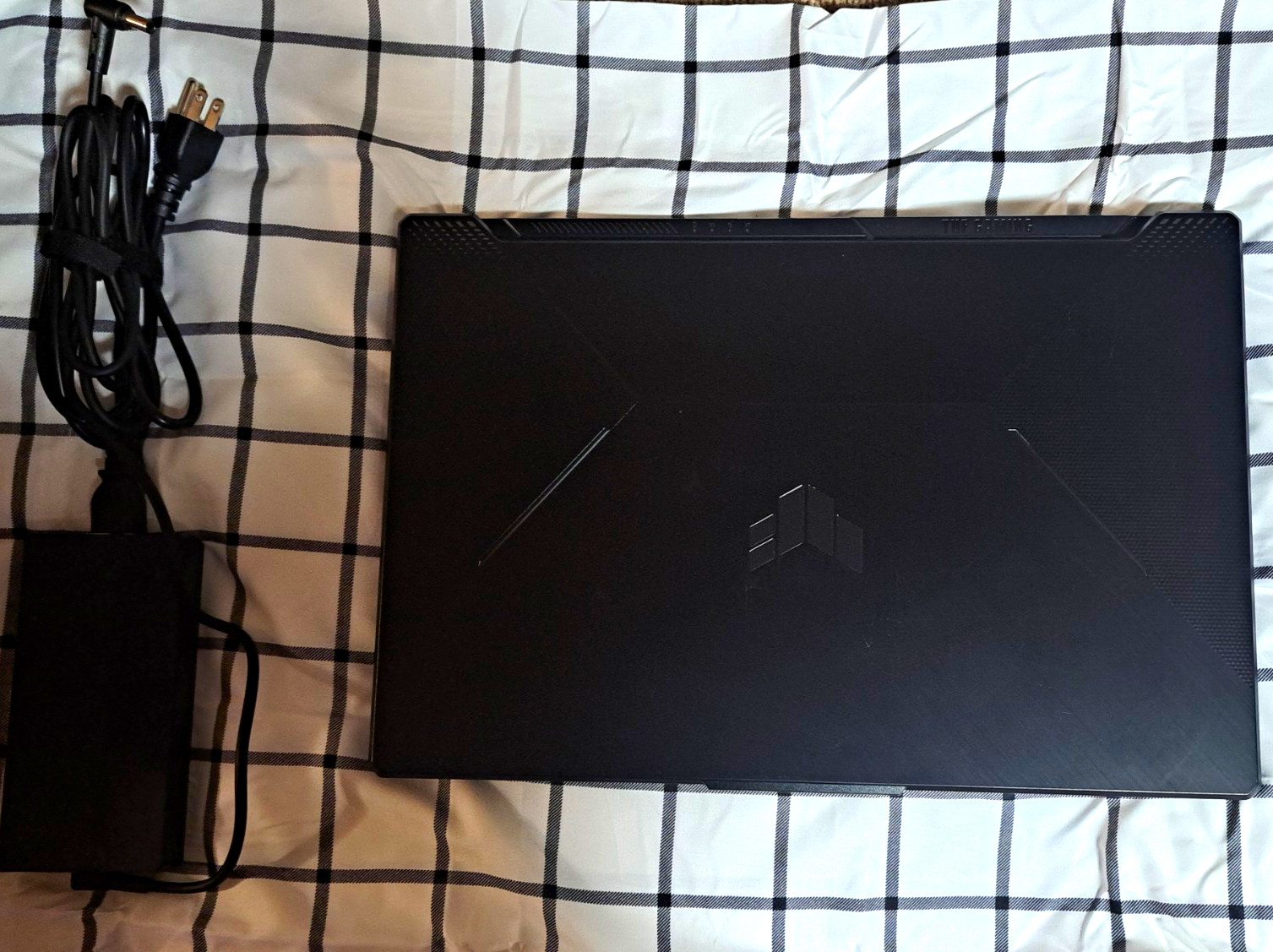 ASUS TUF Gaming A17 17.3" Ryzen 5 7535HS 8GB DDr5 512GB Nvme RTX 2050 W11H