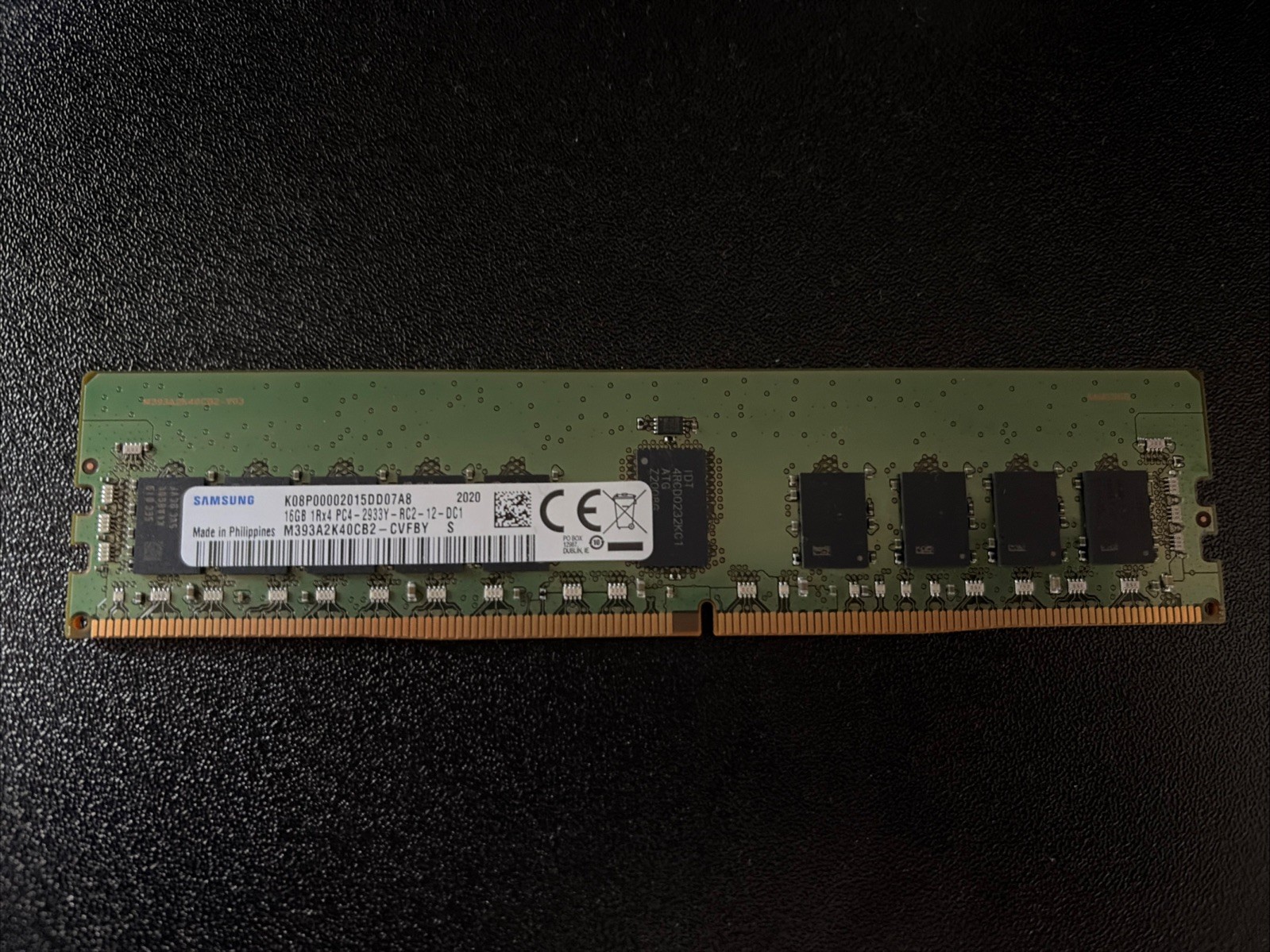U88235 M393A2K40CB2CVF SAMSUNG 16GB 1RX4 PC42933Y SERVER MEMORY G2U
