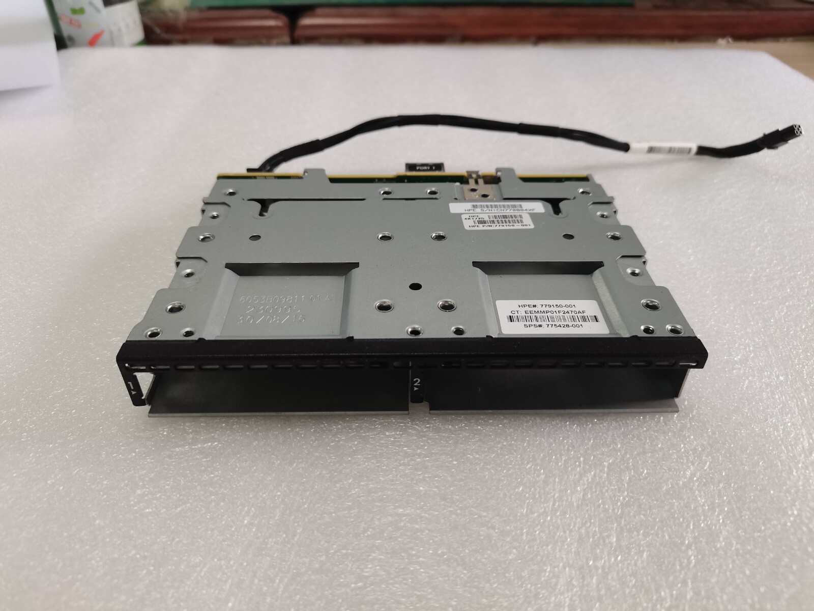 HPE DL360 GEN9 2SFF SAS/SATA 764630-B21 743456-001 775401-001 779150-001 775428