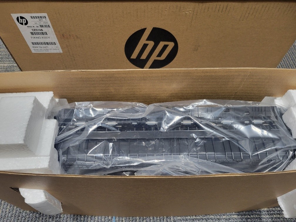 CE514A Genuine HP Fuser Unit / Maintenance Kit. Pre-Owned Item.