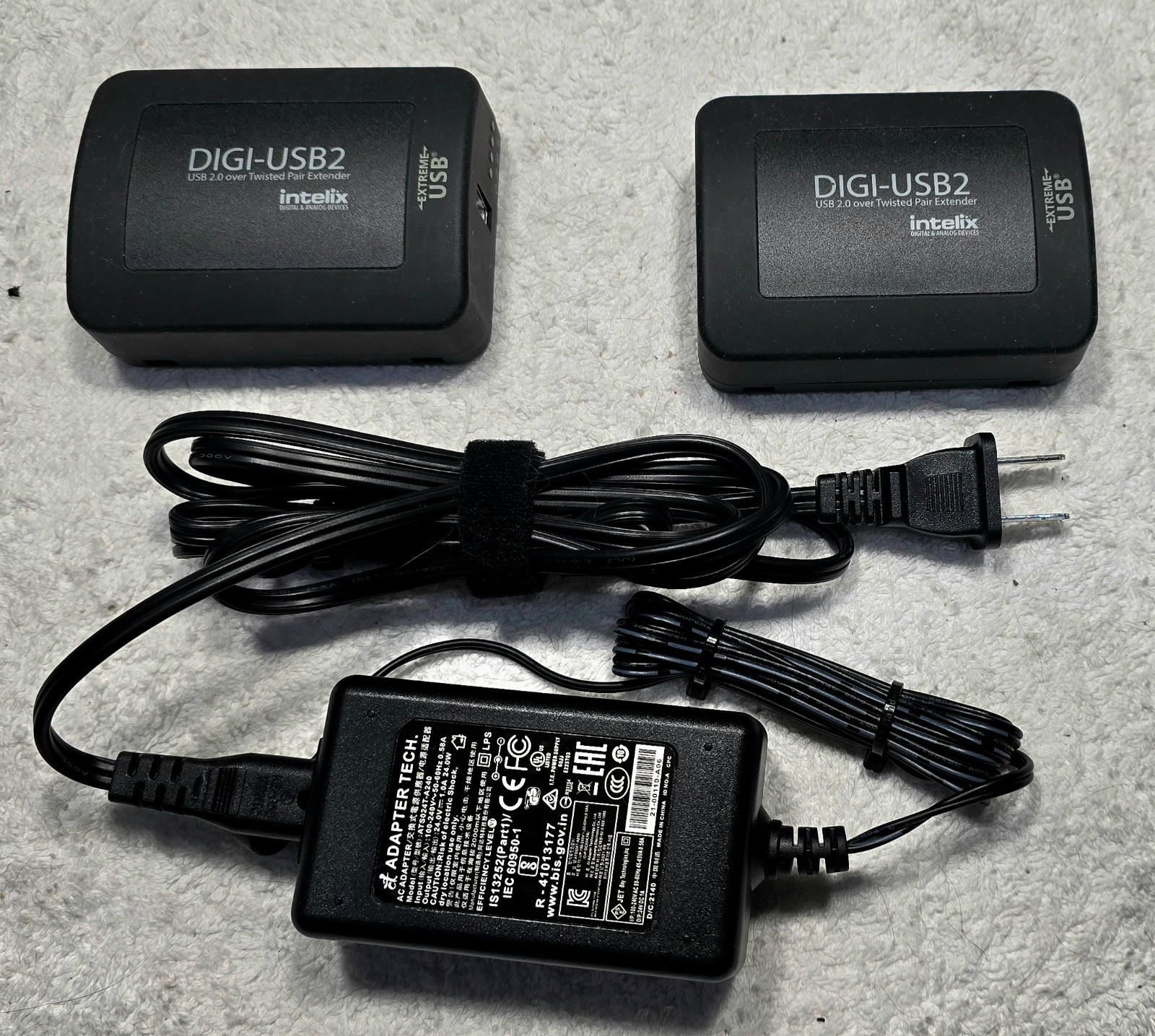 intelix DIGI-USB2 1-Port USB 2.0 Extender Set Client and Host