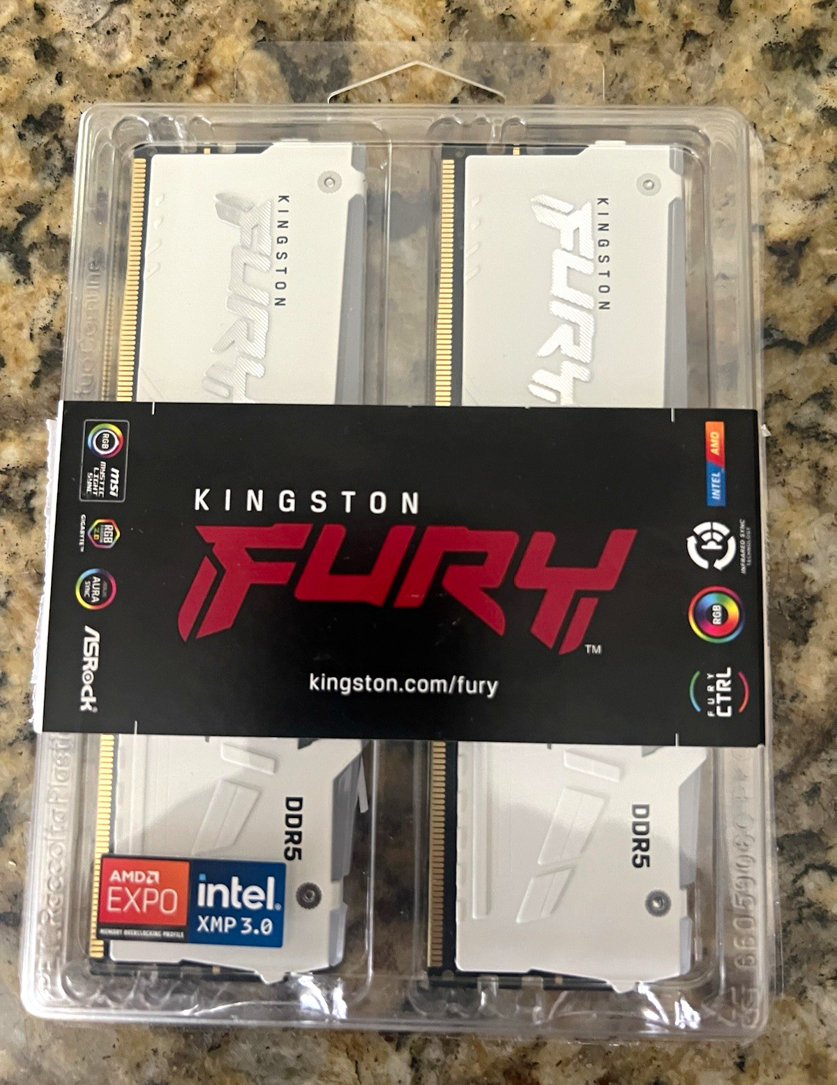 Kingston FURY DDR5 64GB (2x32GB) 6000MT/s CL36 DIMM EXPO XMP3.0. NEW