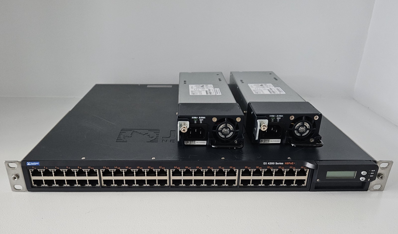 Juniper EX4200-48PX Gigabit PoE+ Switch 2x 930W AC PSU's + Rack Mounts 12.3R4.6