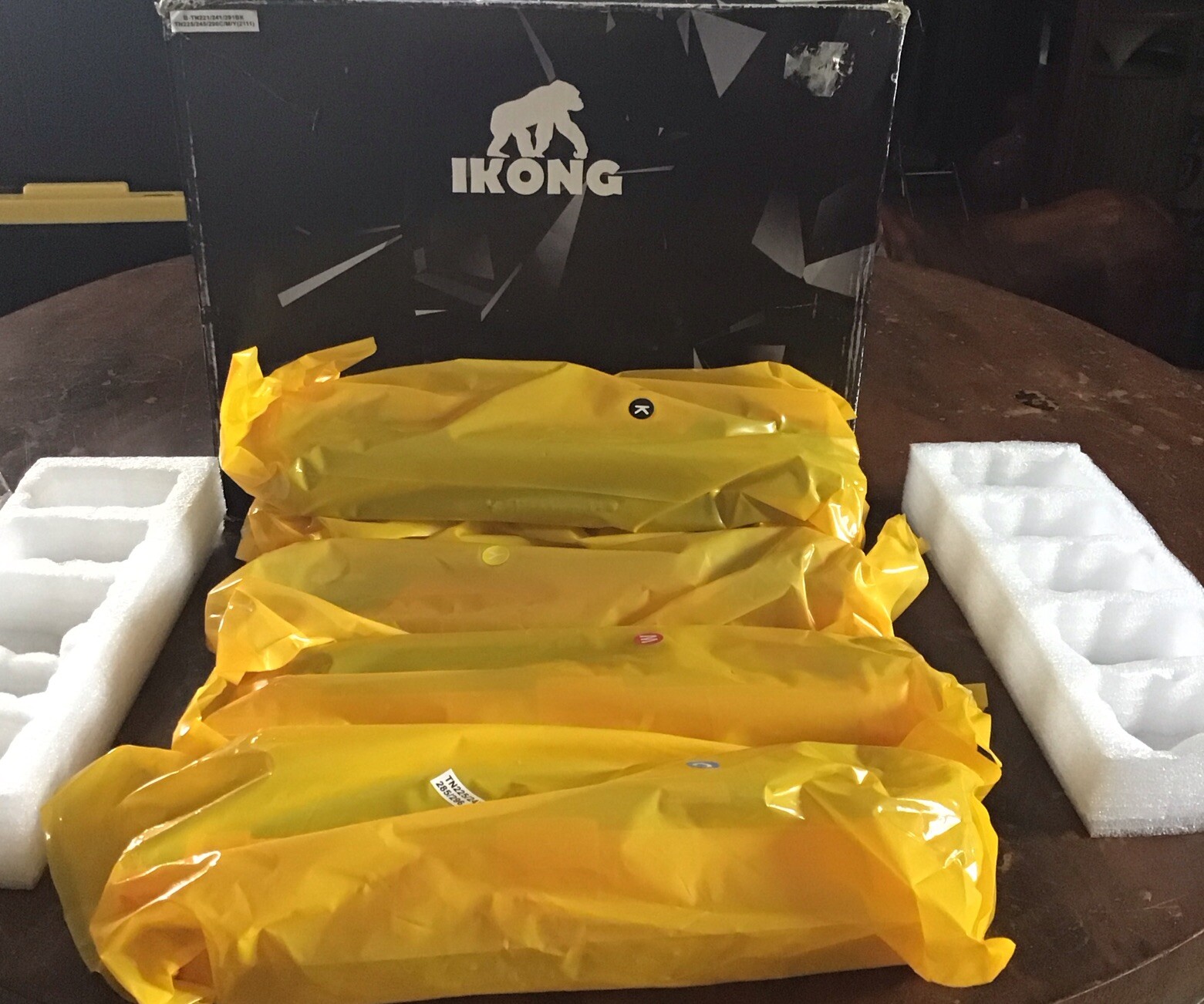 NEW IKONG Brother TN221 TN225 Compatible Toner Cartridge Set (2x BlK, 1x C,M,Y)