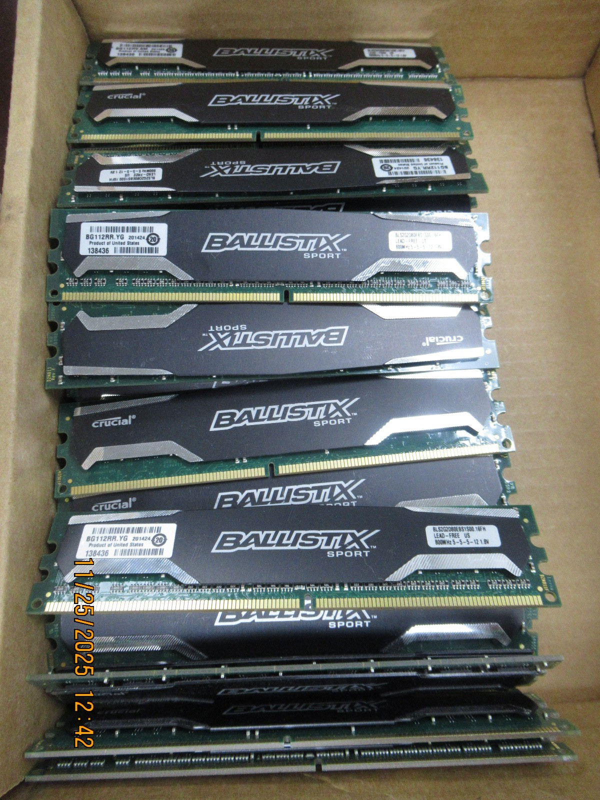 48GB (24x 2GB) Crucial BALLISTIX SPORT BLS2G2D80EBS1S00.16FH PC2-6400U DDR2 RAM
