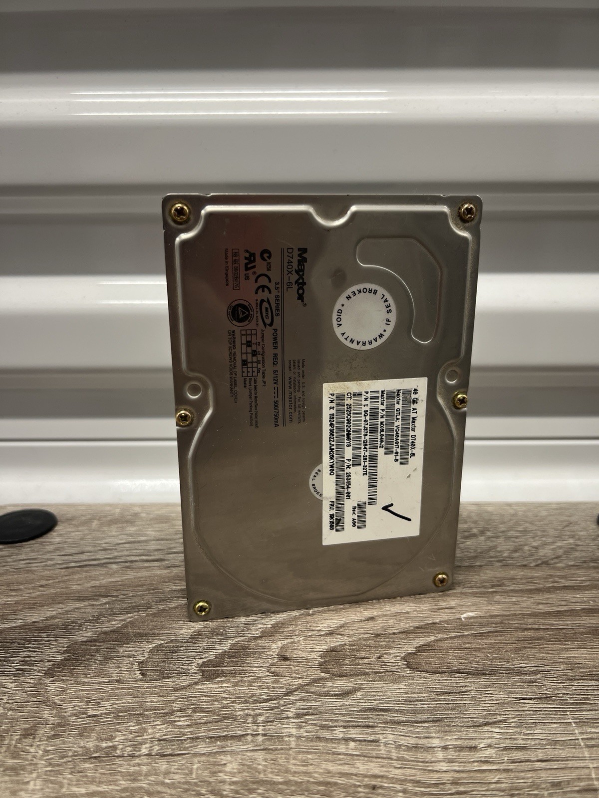 Maxtor D740X-6L 40GB IDE Internal Hard Drive 3.5"