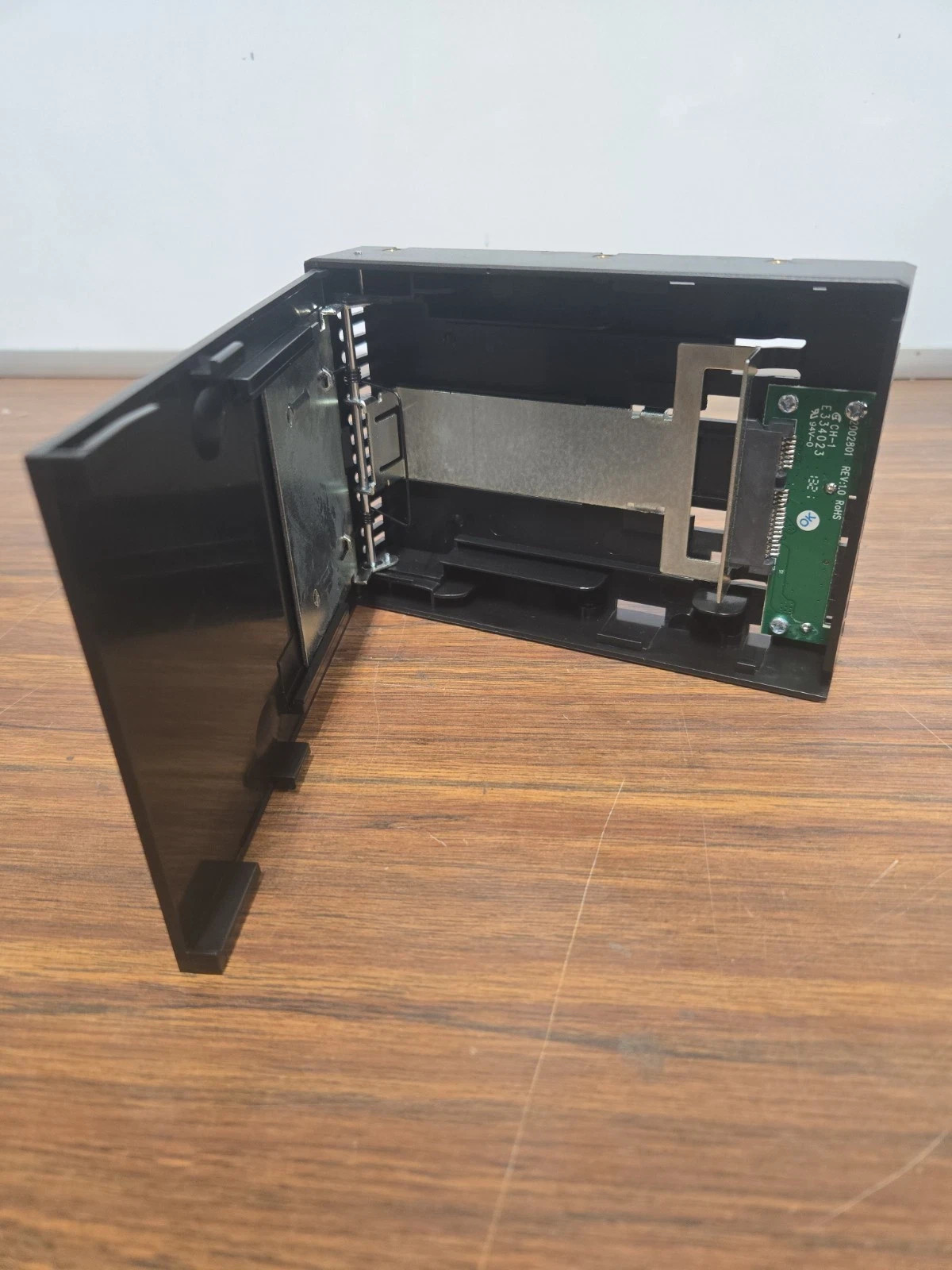 (4) Icy Dock MB882SP1S1B 2.5 to 3.5 SSD SATA Hard Drive Converter Caddy Adapters