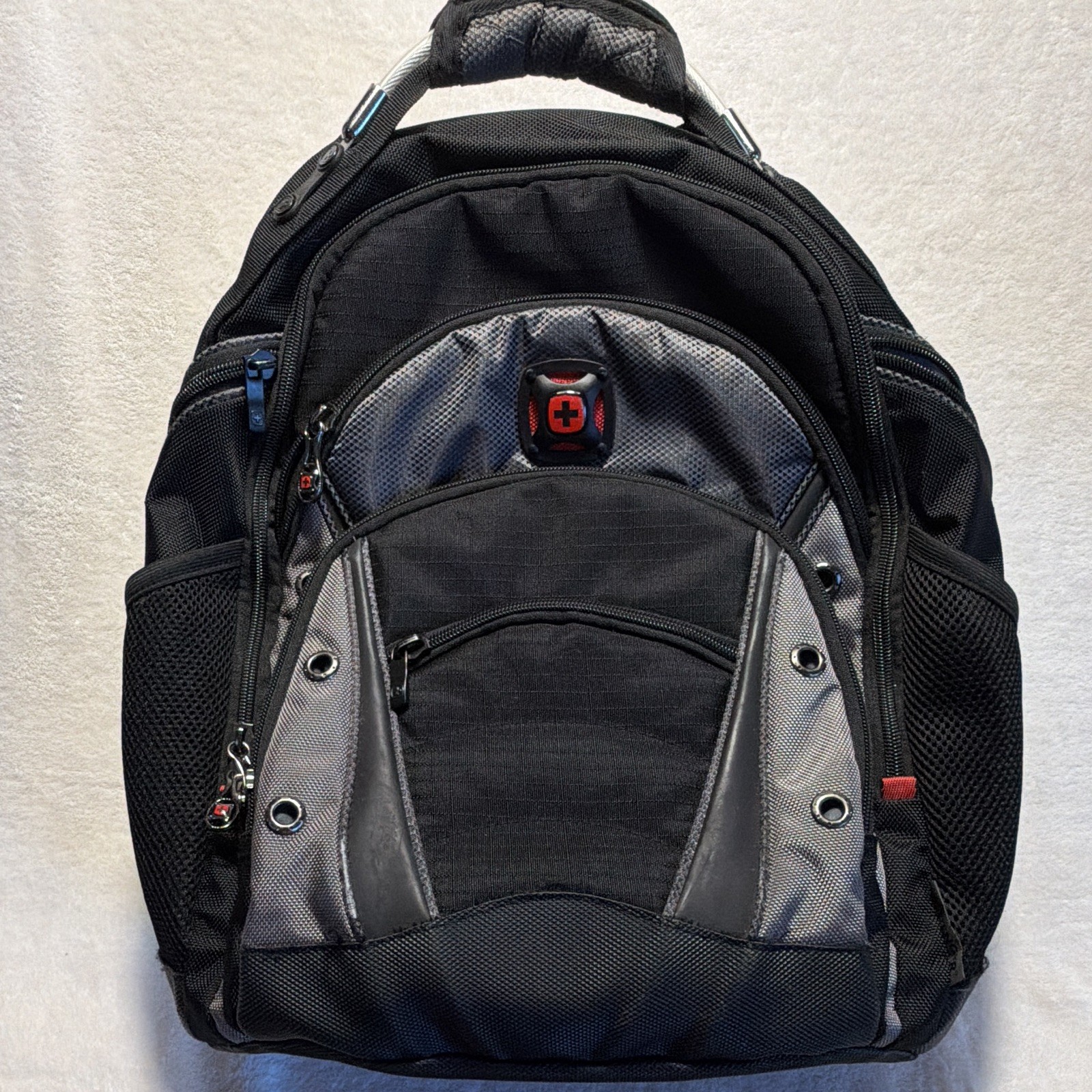 Wenger Pegasus Padded Nylon Laptop Backpack 15 Black/Gray WA-7303-14F00