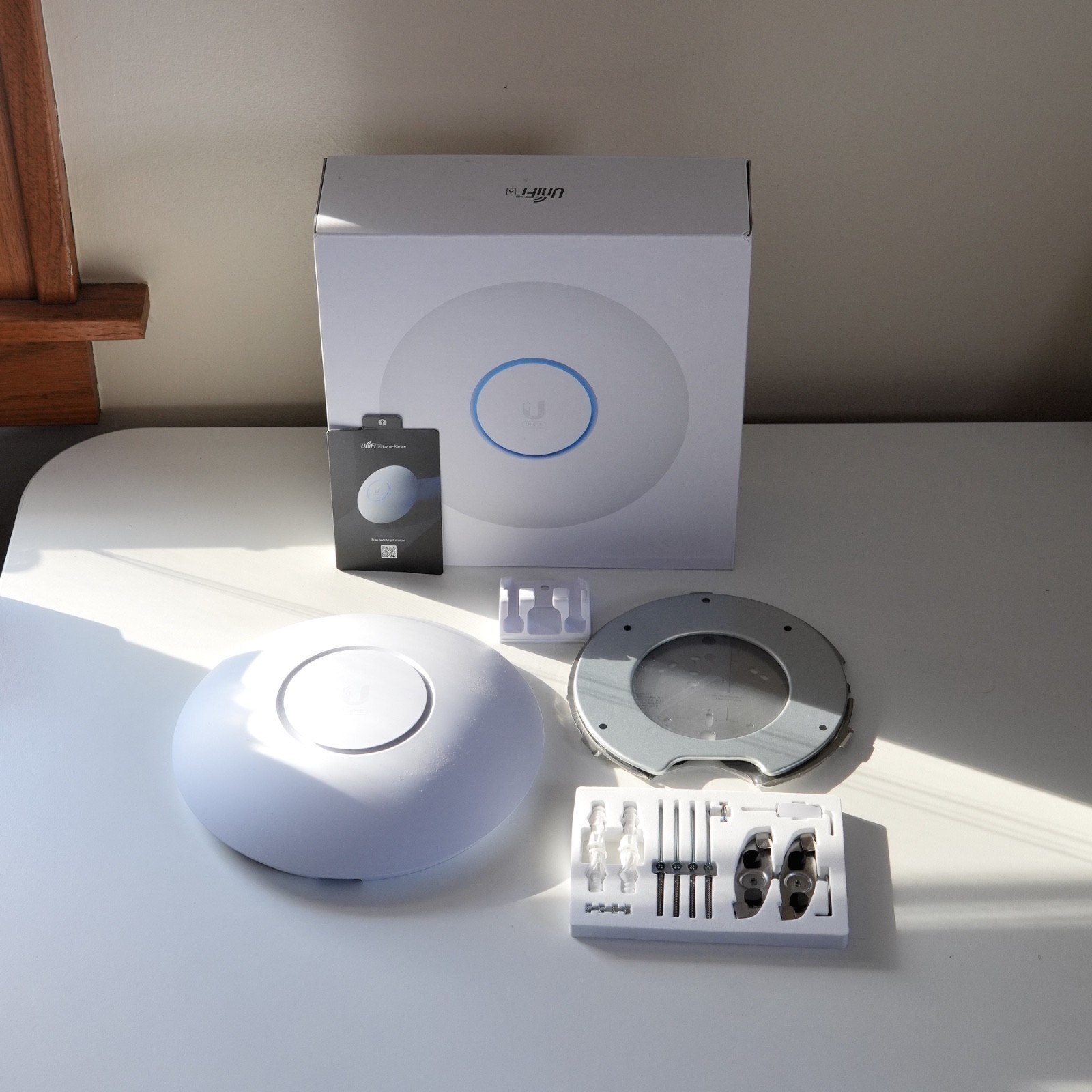 Ubiquiti Networks U6-LR-US 1000 Mbps Access Point
