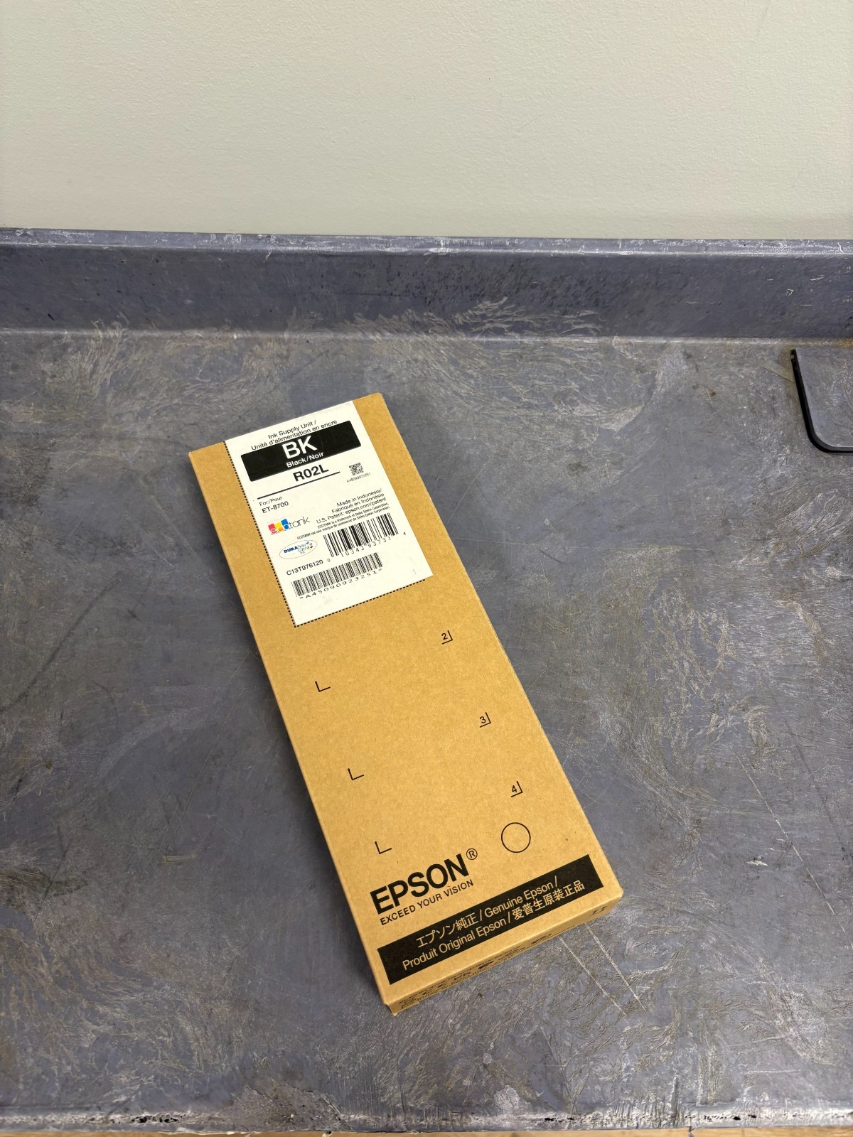 Genuine Epson R02L120 Black Ink Standard Capacity For WorkForce Pro ET-8700 NEW