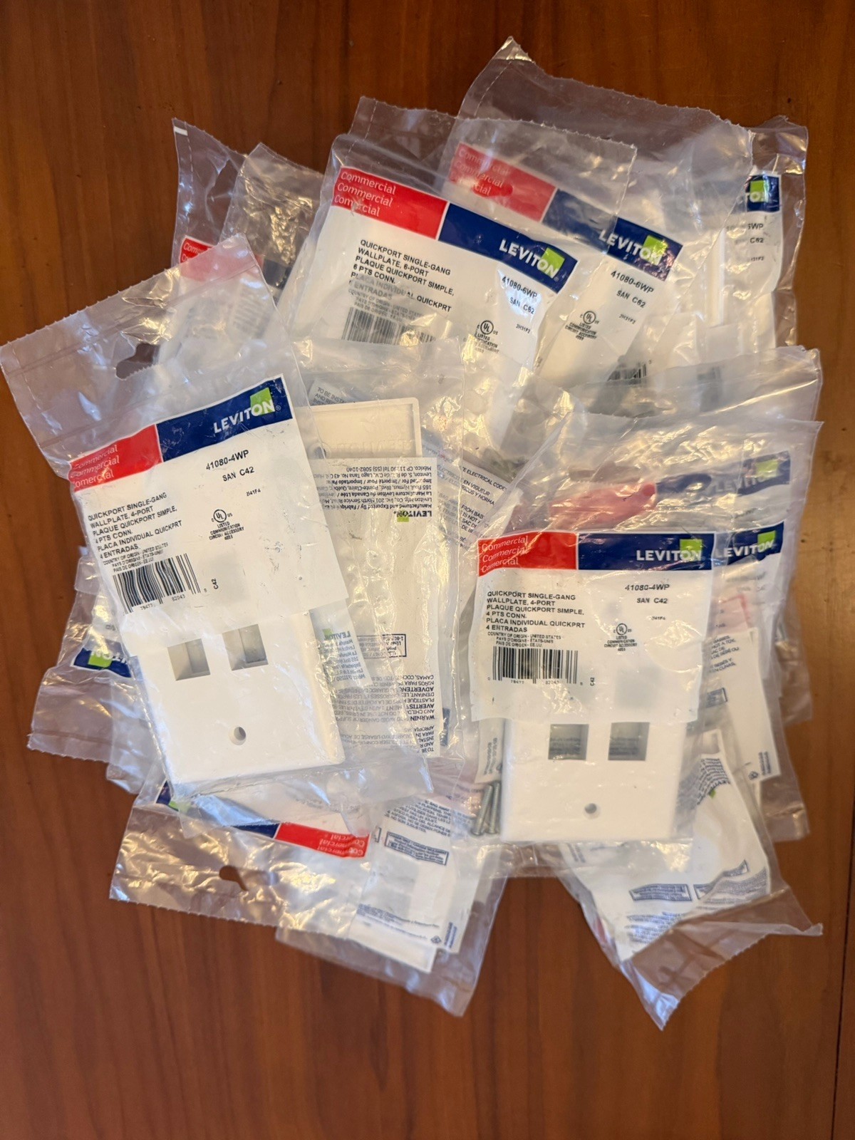 Lot of (29) Leviton 41080-6WP QuickPort Single-Gang Wallplate 6 Port White