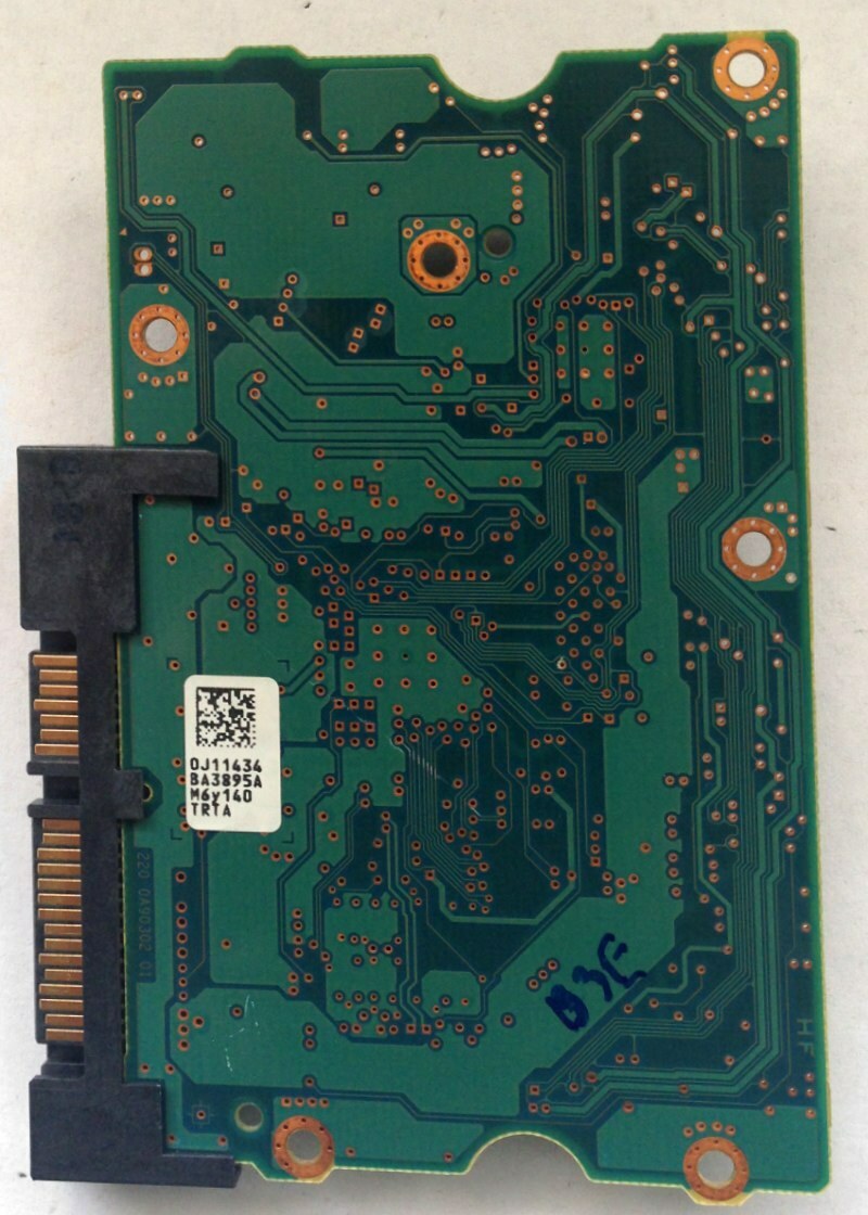PCB HDS723020BLA642 Hitachi P/N: 0F12115 0J11434 BA3895A MLC: MNR5C0