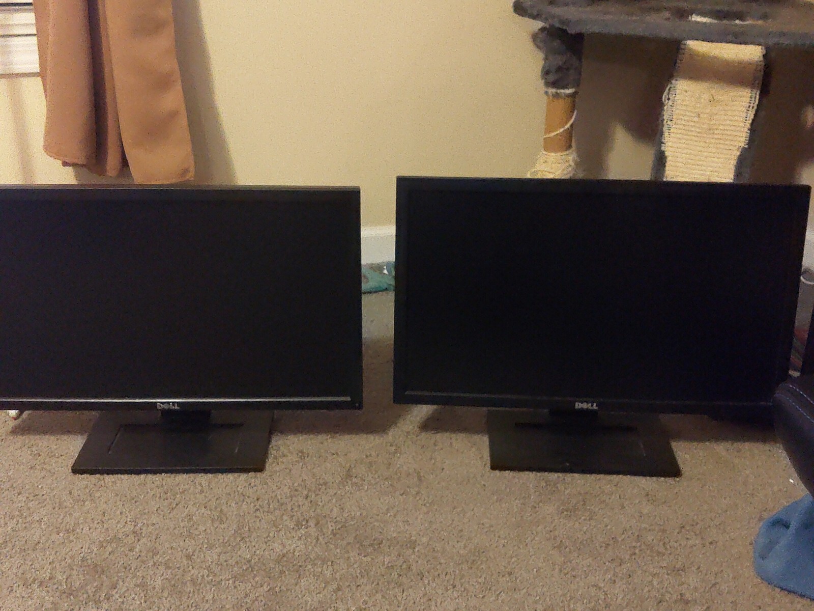 Two 23 Inch Dell Computer Screens 