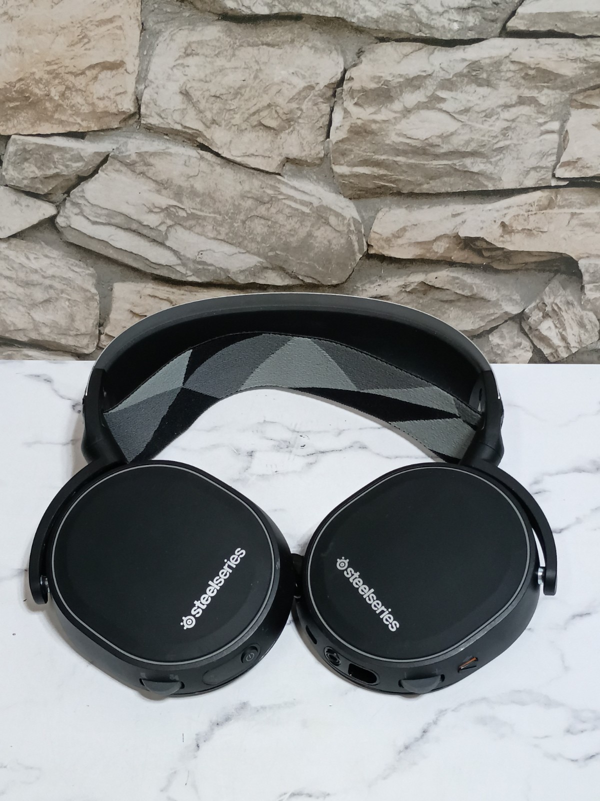 SteelSeries Arctis 7 Wireless Bluetooth Over-Ear Gaming Headset | No Dongle