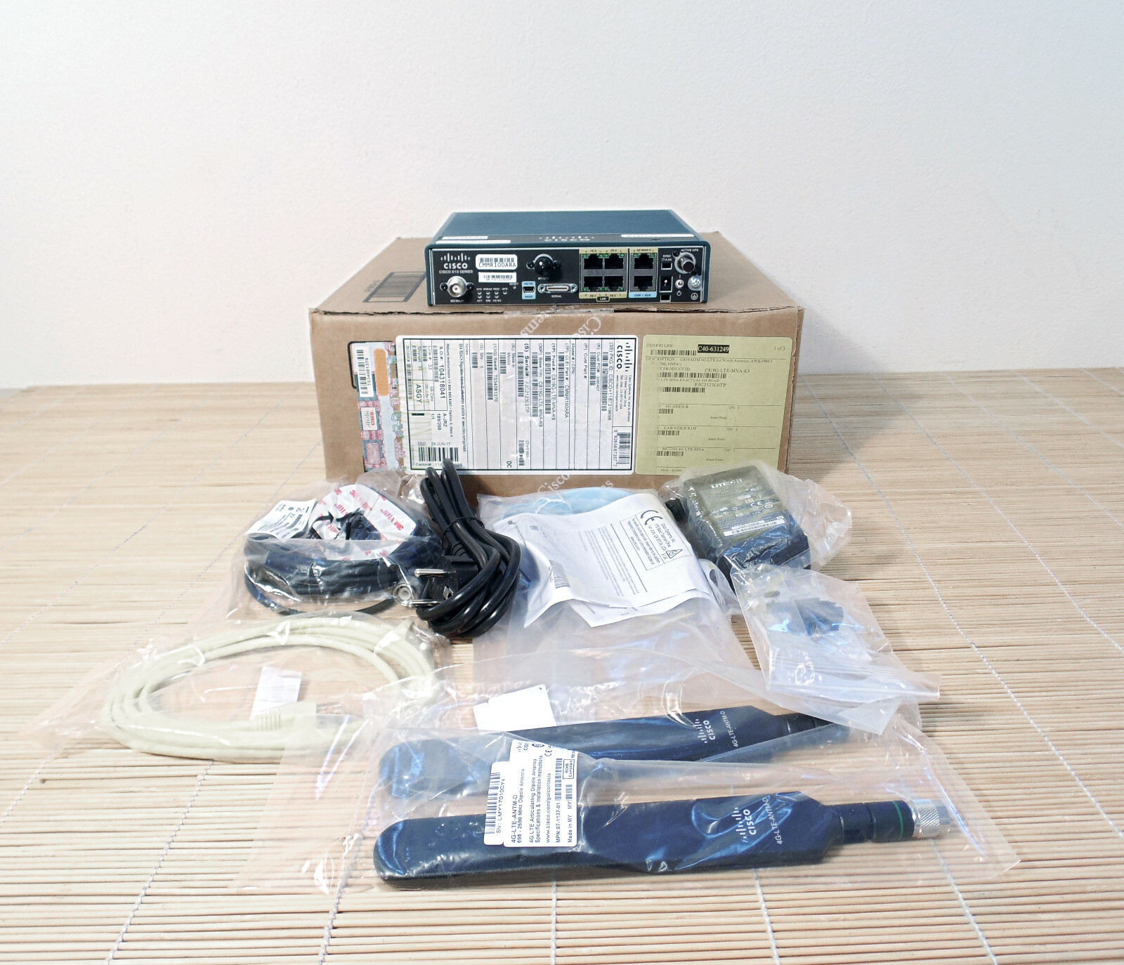 New Cisco C819G-LTE-MNA-K9 Compact Cisco 819 Secure Multi-Mode 4G New Open Box