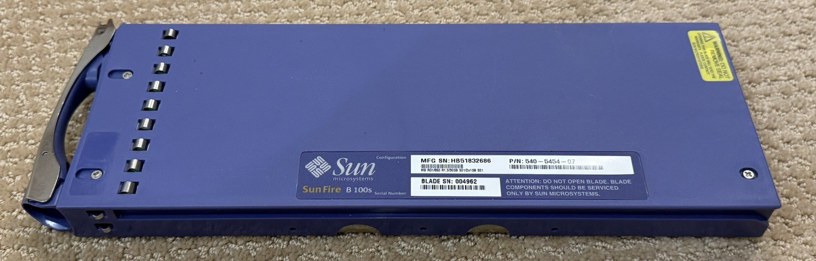 SUN 540-5079-07 SunFire BLADE B 100s 650Mhz / 2GB MEMORY / 30GB