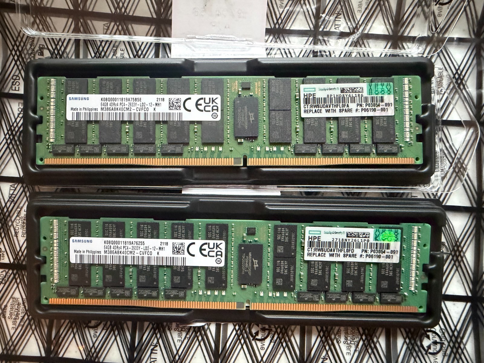 P00926-B21 HPE 64GB PC4 DDR4-2933MHz ECC 4DRx4 RAM P03054-091 M386A8K40CM2-CVF