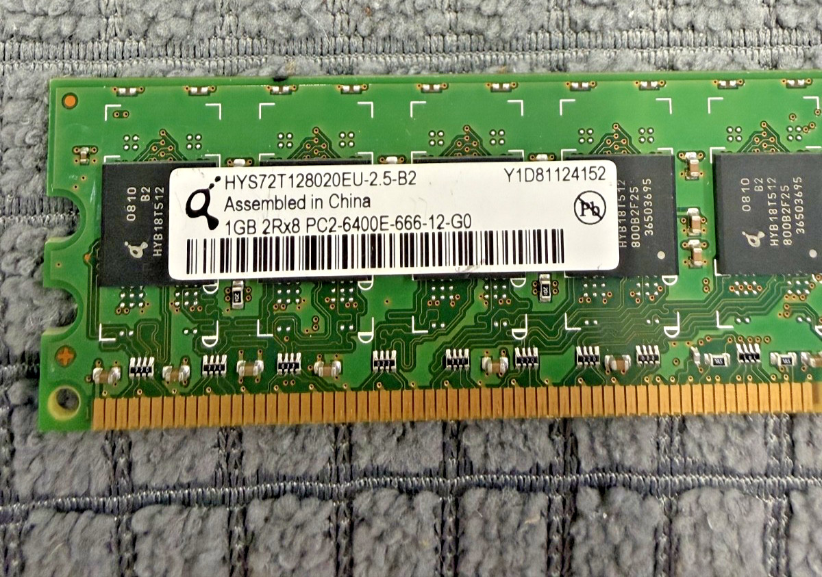 Qimonda #1 HYS72T128020EU-2.5-B2 1 GB Memory