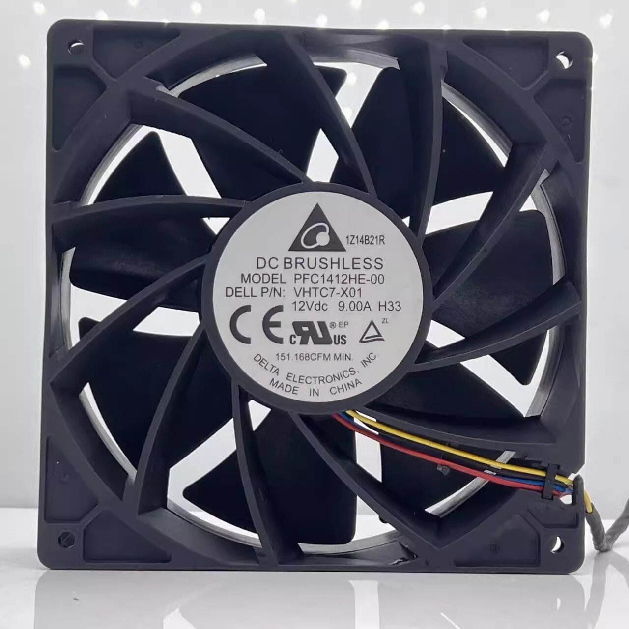 Delta PFC1412HE-00 14038 DC12V 9.00A 4-Wire Server Cooling Fan