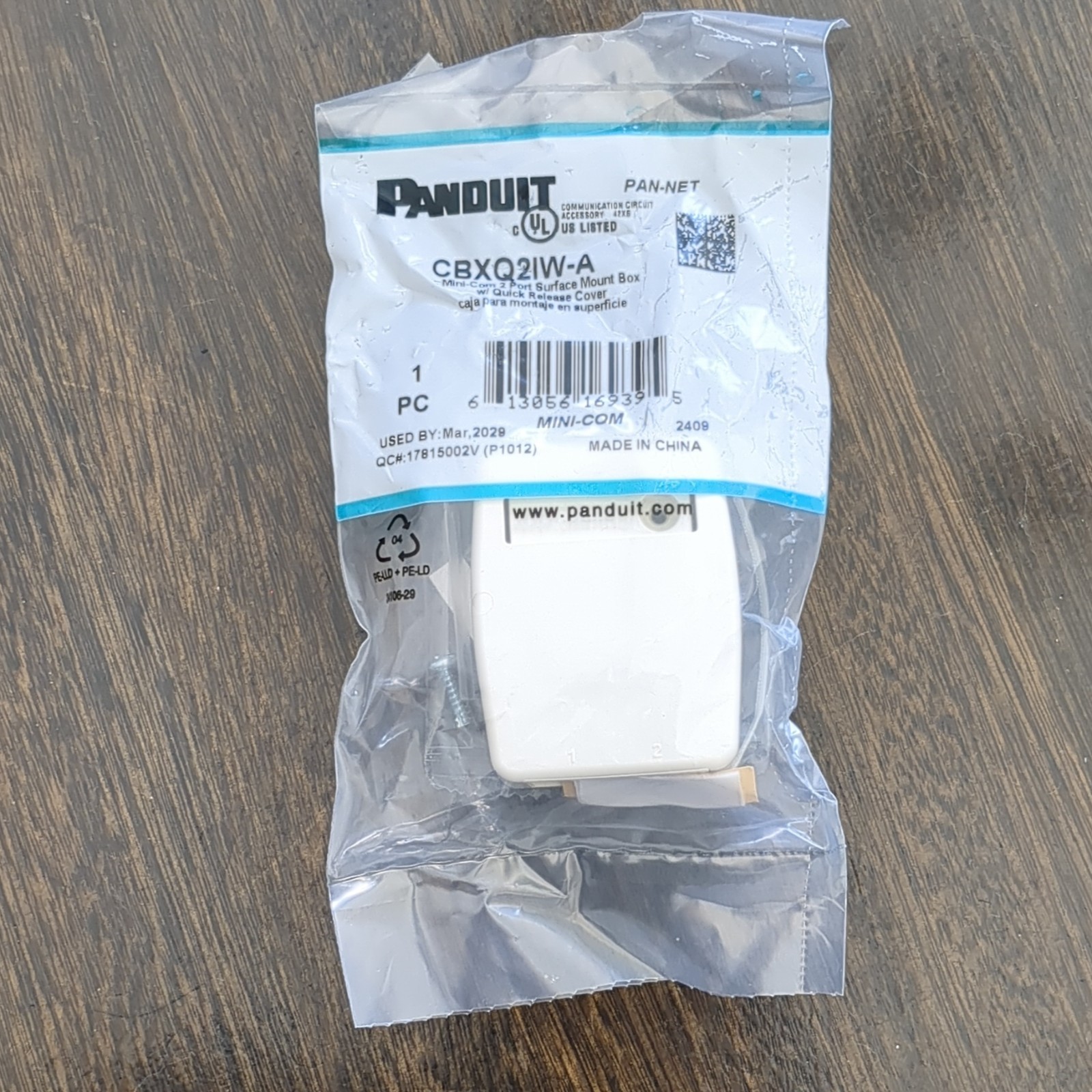 Panduit CBXQ2IW-A Mini-Com 2 port surface Mounting Box w/quick release cover