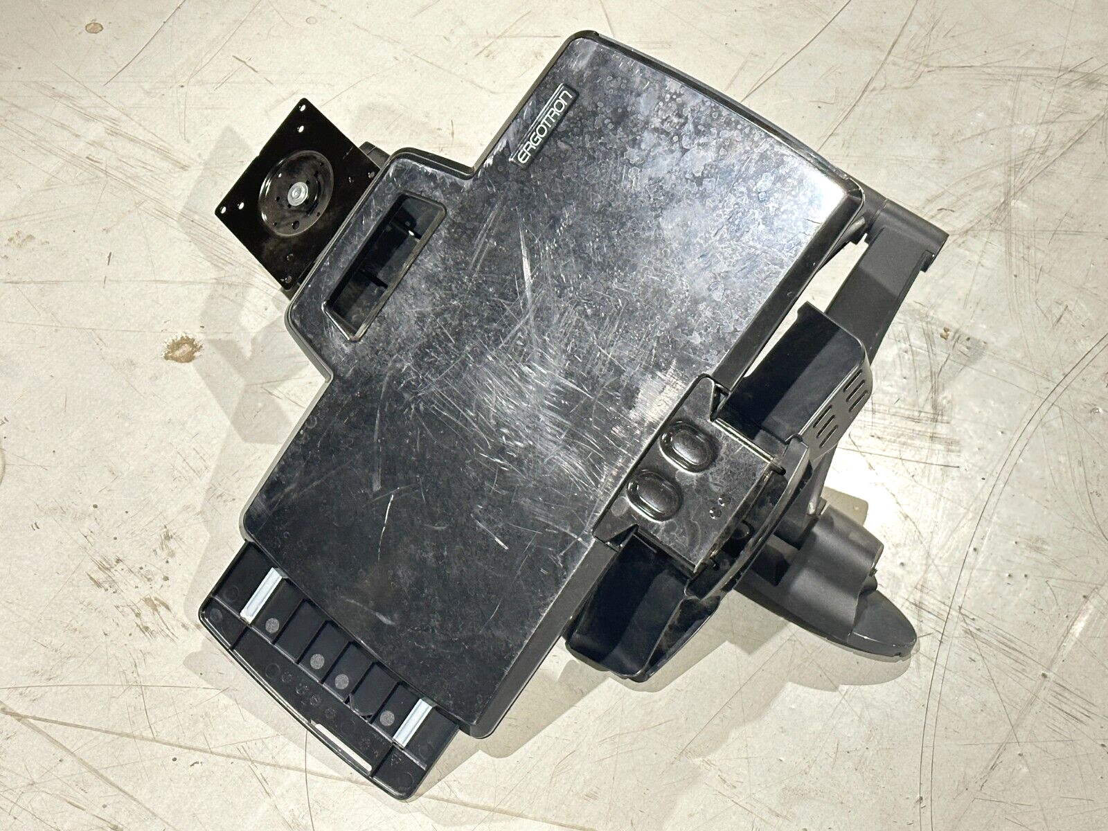 Ergotron 45-230-200 200 Series Combo Arm for 24" Monitor and Keyboard Mouse Tray
