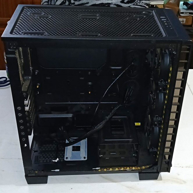Corsair Obsidian 750D ATX Mid Tower Case Black Side Window USB/Audio