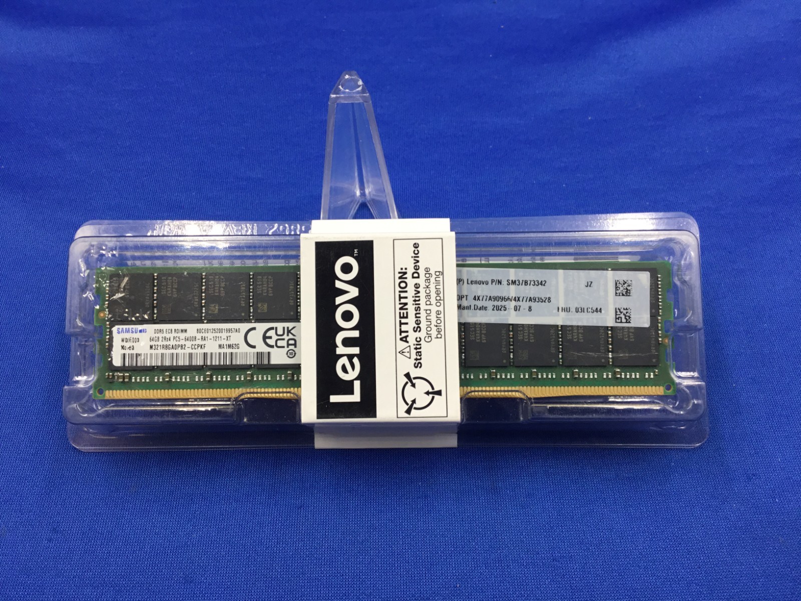 03LC544 LENOVO 64GB (1X64GB) 2RX4 PC5-6400B RDIMM MEMORY 4X77A90966