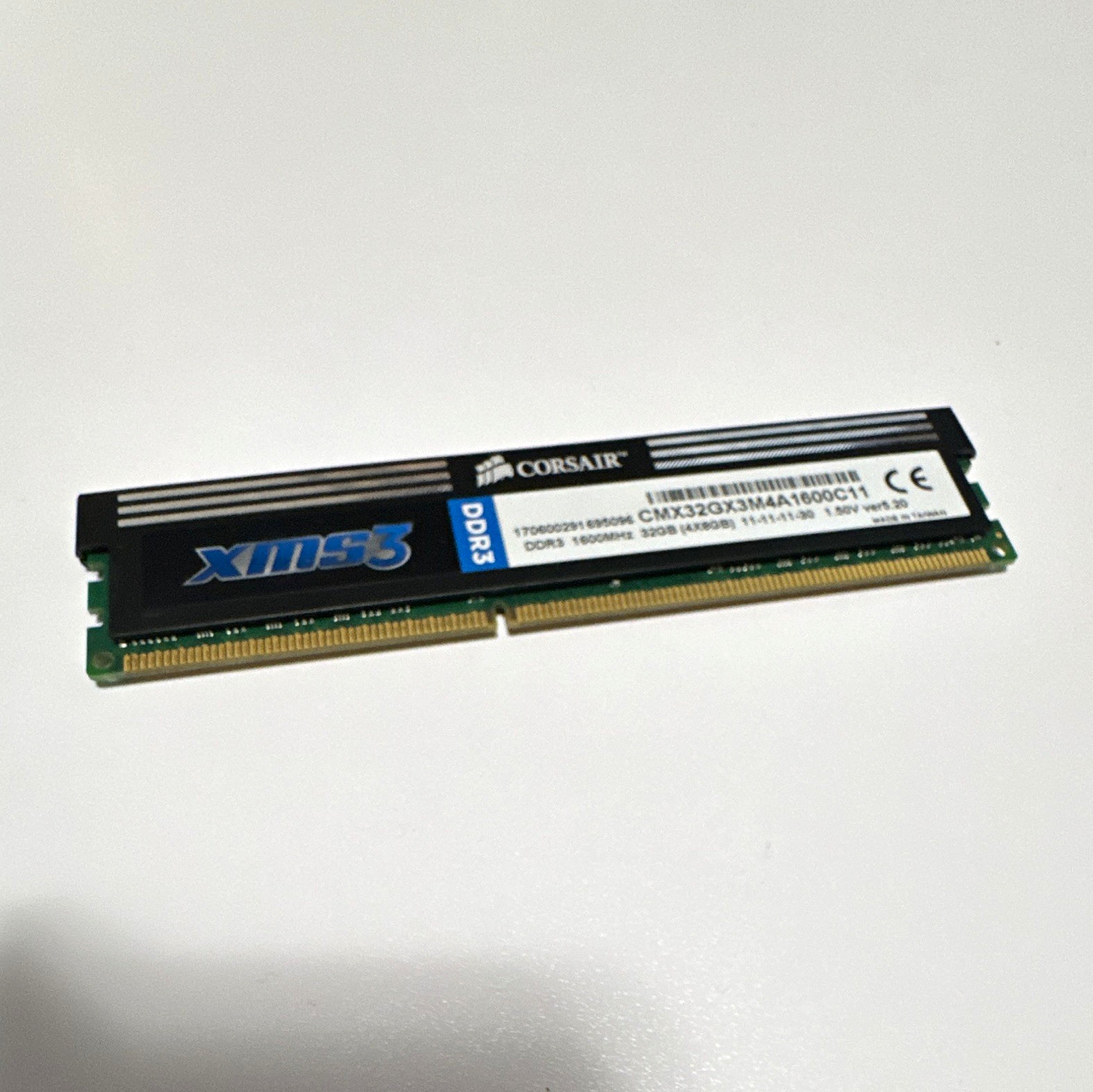 Corsair XMS3 DDR3 8GB 1600MHz 240-Pin Unbuffered DIMM