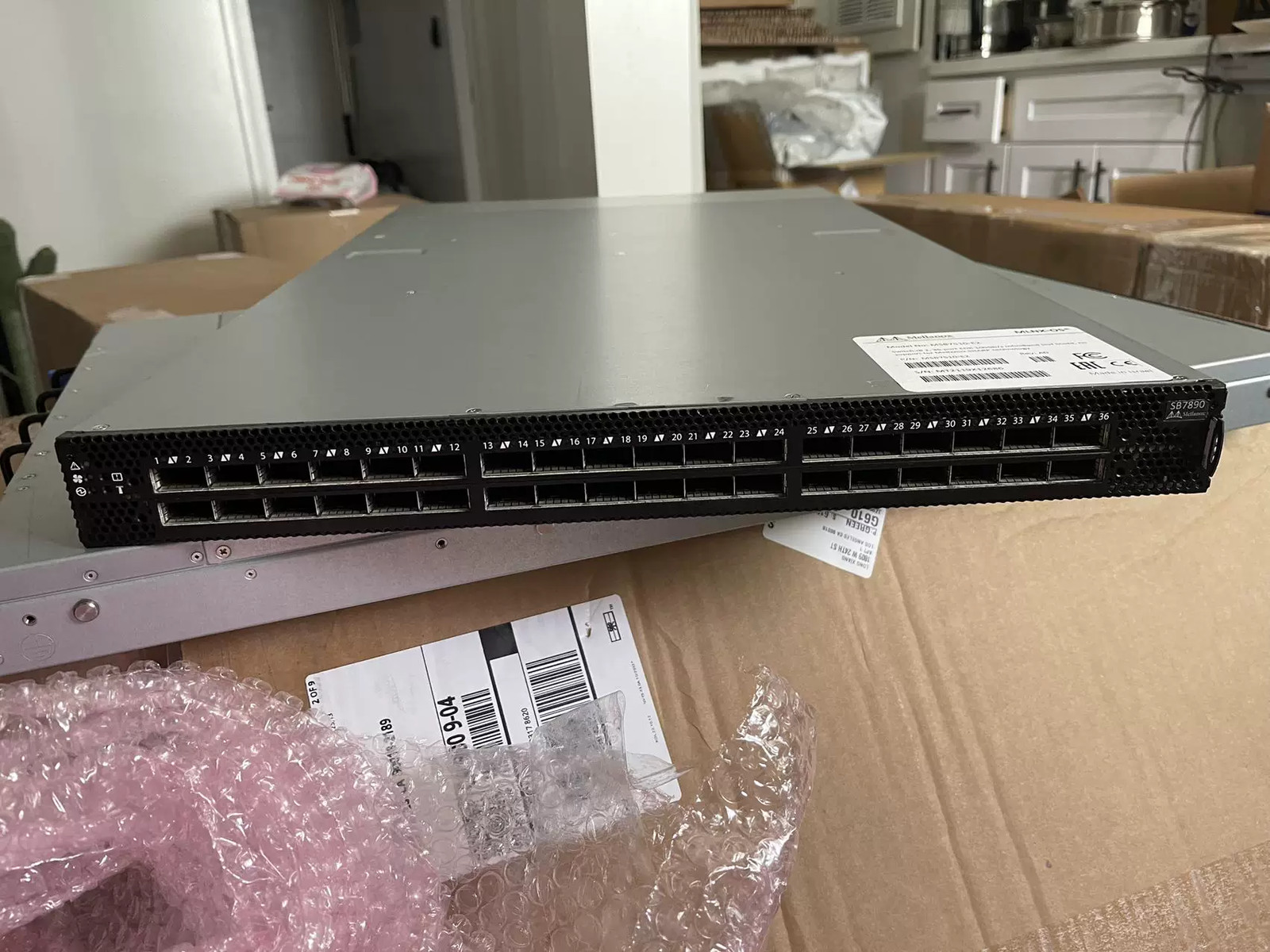 Mellanox MSB7890 100G IB Ethernet Switch