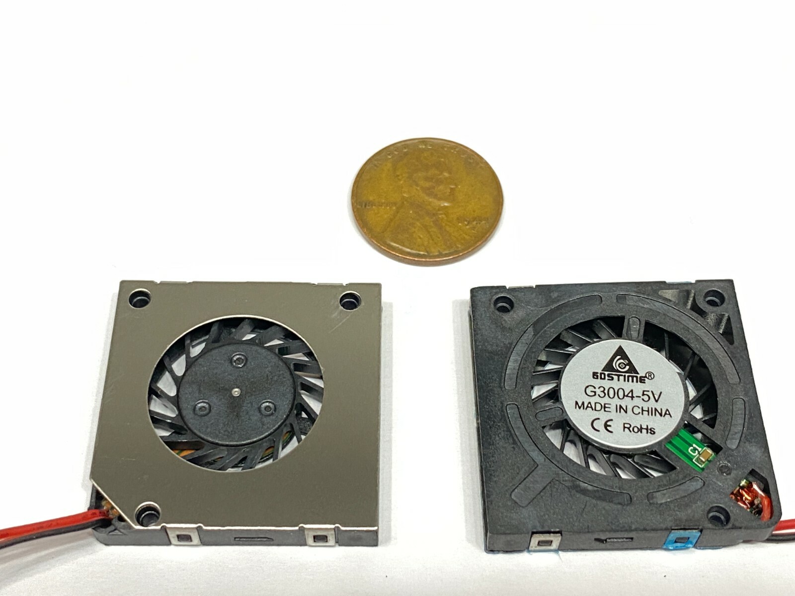 2 Pieces Blower fan 3004 5V 30mm x 4mm 3cm mini small cpu 3d printer micro E14
