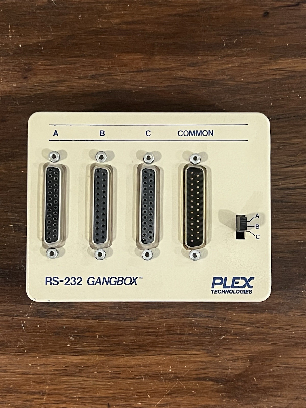 Manual Serial Data Transfer Switch Box Plex Technologies 3 Way RS-232 *Untested*