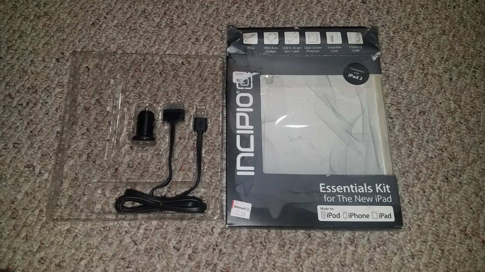 Incipio Essentials Kit for iPad 2- Black (WM-IPAD-025)