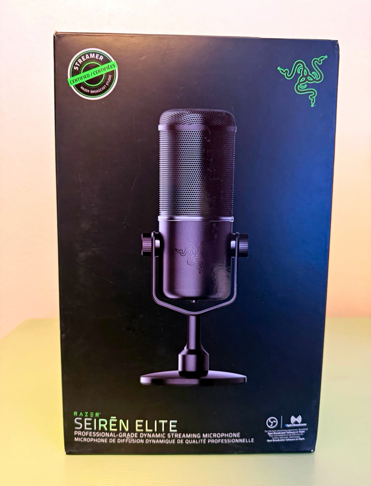 Razer Seiren Elite Professional-Grade Dynamic Streaming Microphone - Brand New
