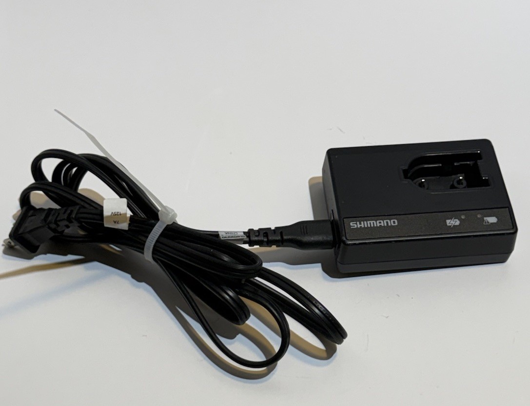 Shimano SM-BCR1 Battery Charger 8.4V 0.5A AC Adapter 100-240V “Tested” 