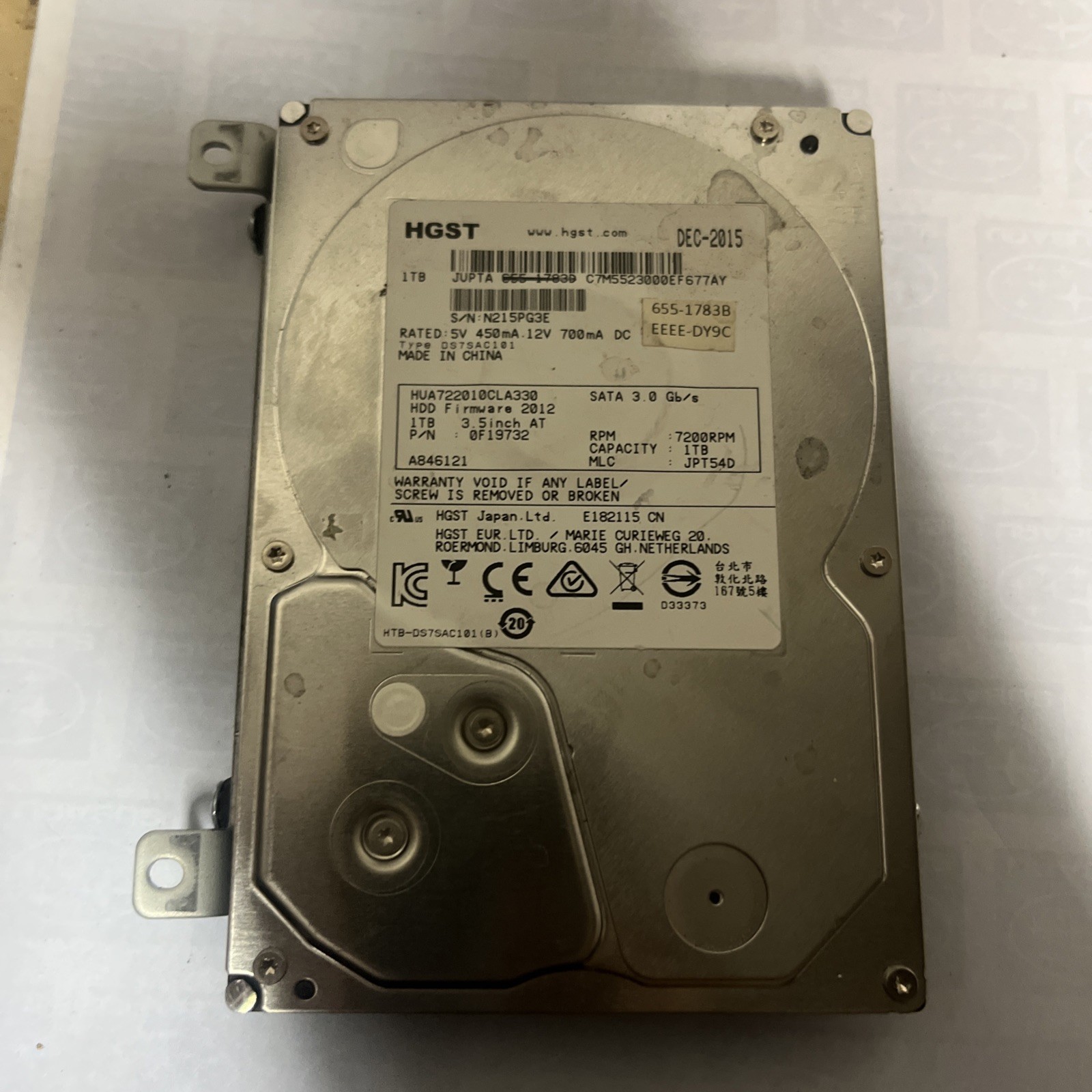 HGST P/N 0F19732 HUA722010CLA330 1TB 7.2K Cache 32MB 3GB/S SATA 3.5" Drive