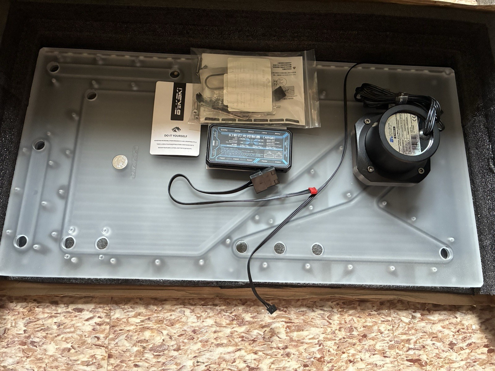 Bykaki RGV-TT-P7-P Water Cooling Kit/Distribution Plate w Pump ARGB Controller