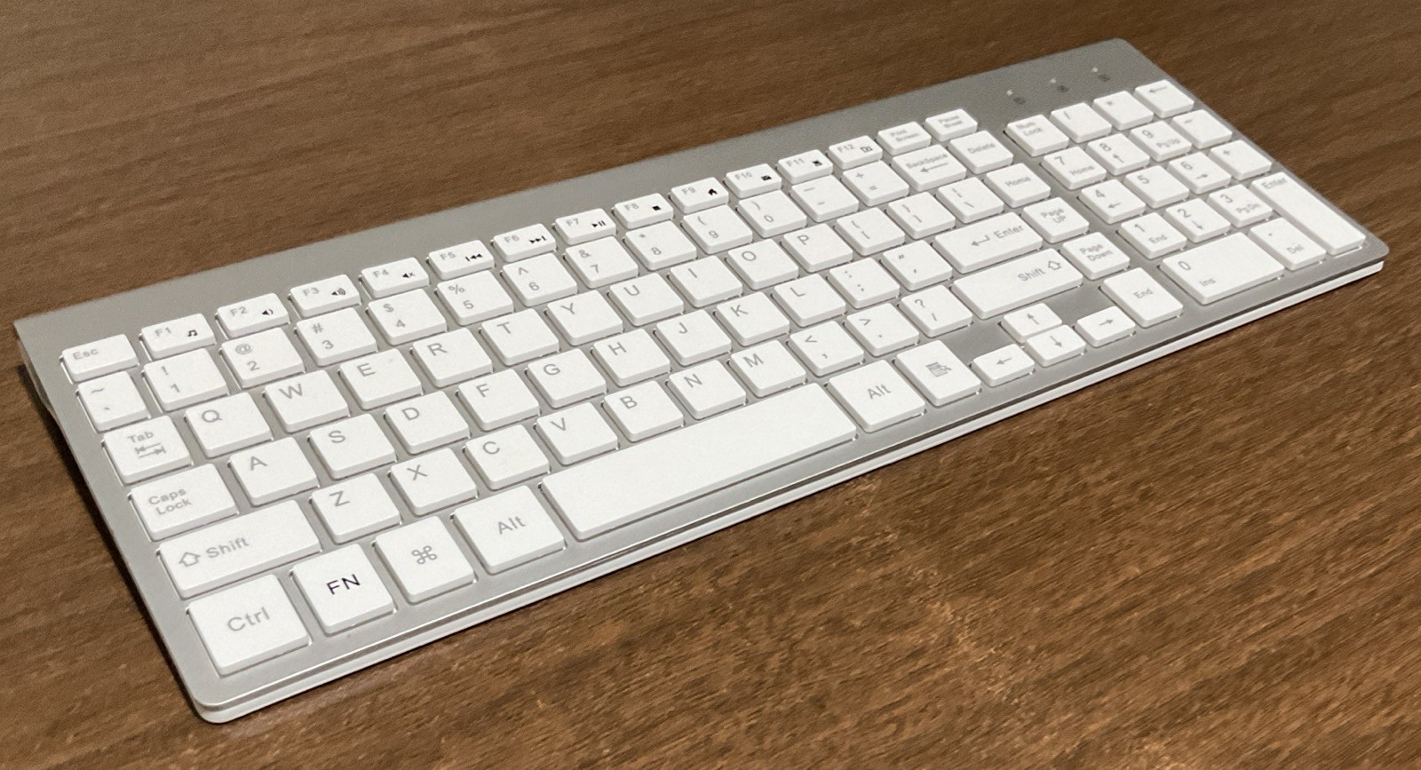 Keyboard Wireless iClever Bluetooth Rechargeable Full-Size Numeric Keypad