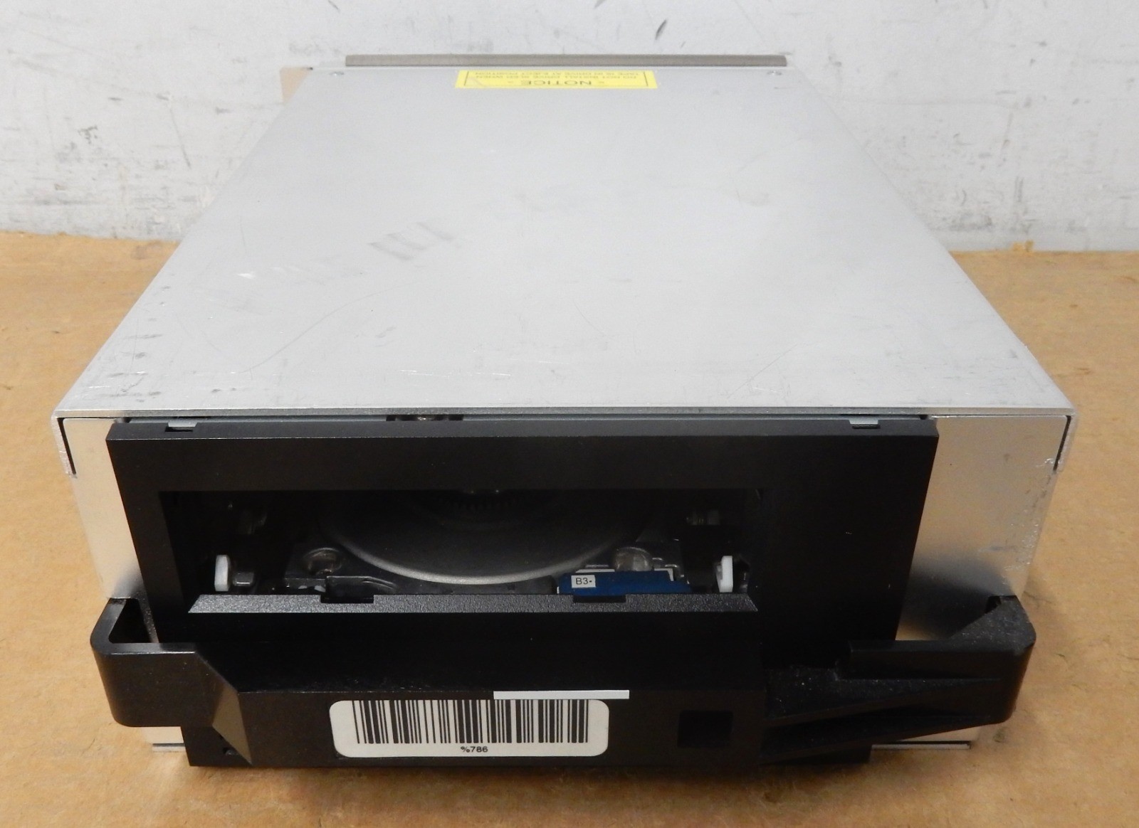IBM	46X4440	LTO-5 FC Loader Module Tape Drive