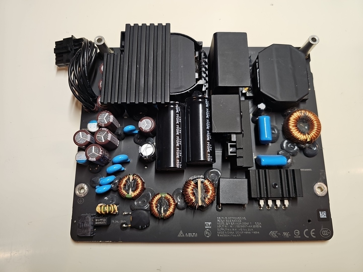 Genuine Apple iMac 27" A1419 2012 2013 2014 2015 300W Power Supply ADP-300AF T