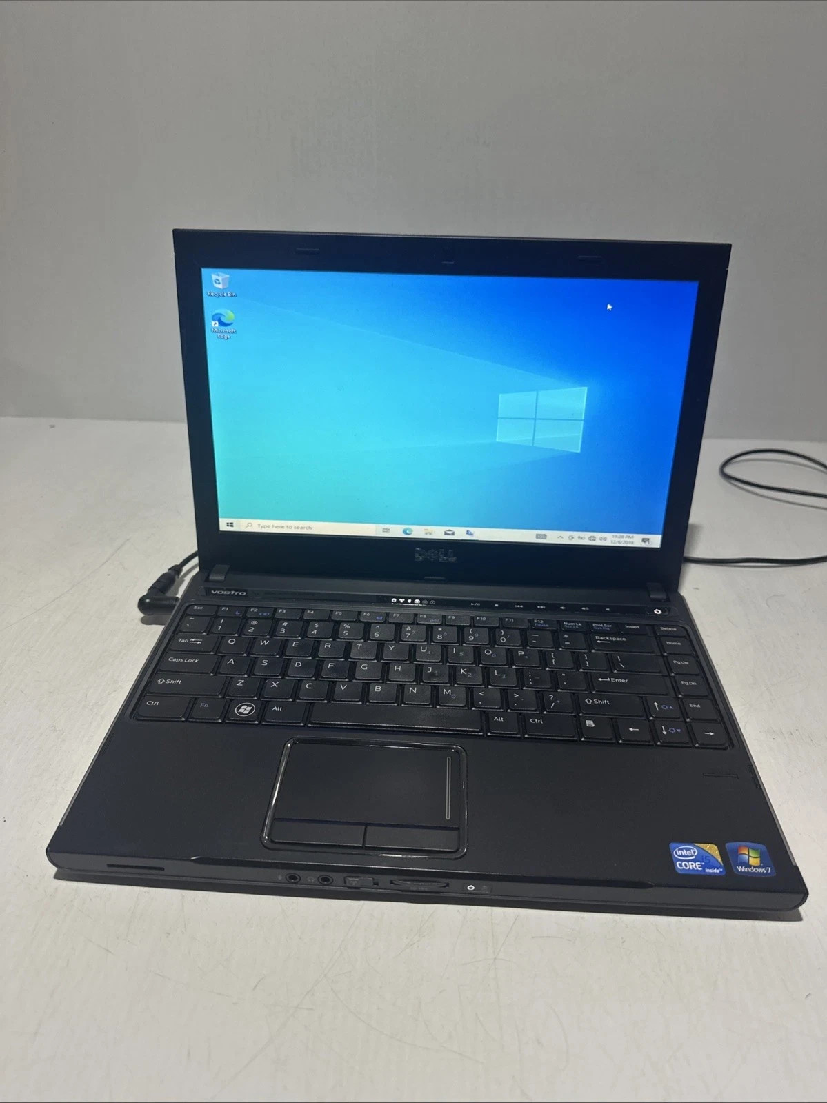 Dell VOSTRO 3300 Laptop, Intel Core i3  M370@2.40GHZ, 4GB RAM, 320GB SSD, Win10