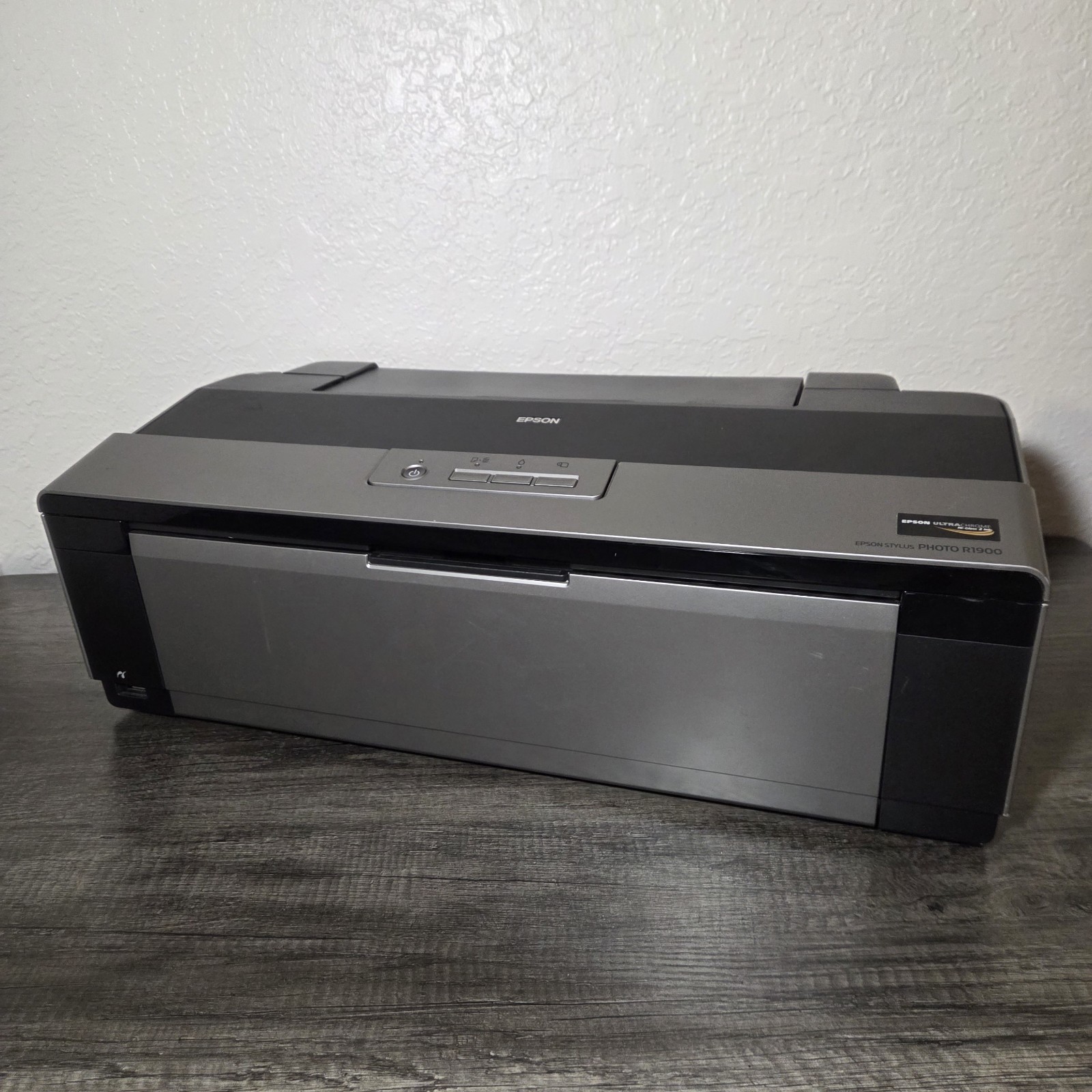 Epson Stylus Photo R1900 Professional Photo Printer – USED Needs Ink