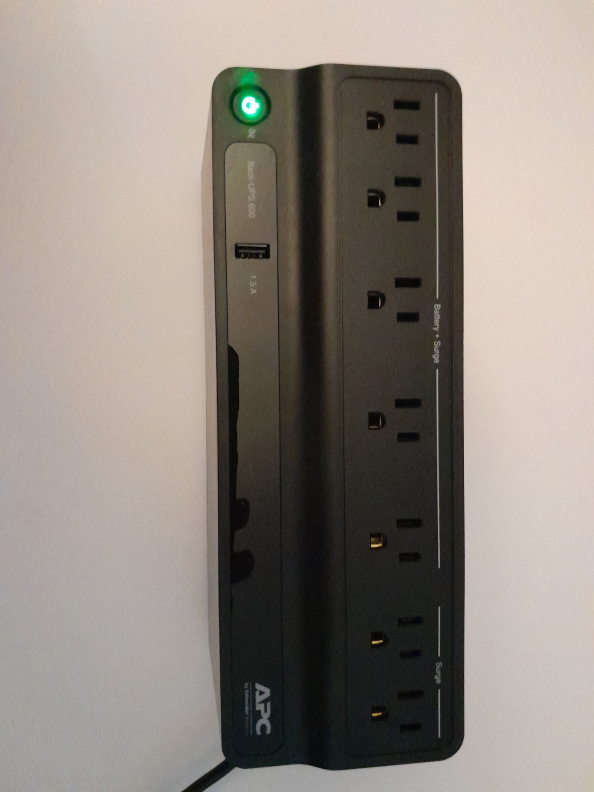 APC Back-UPS 600 BE600M1 300W 7 Outlets UPS No Battery